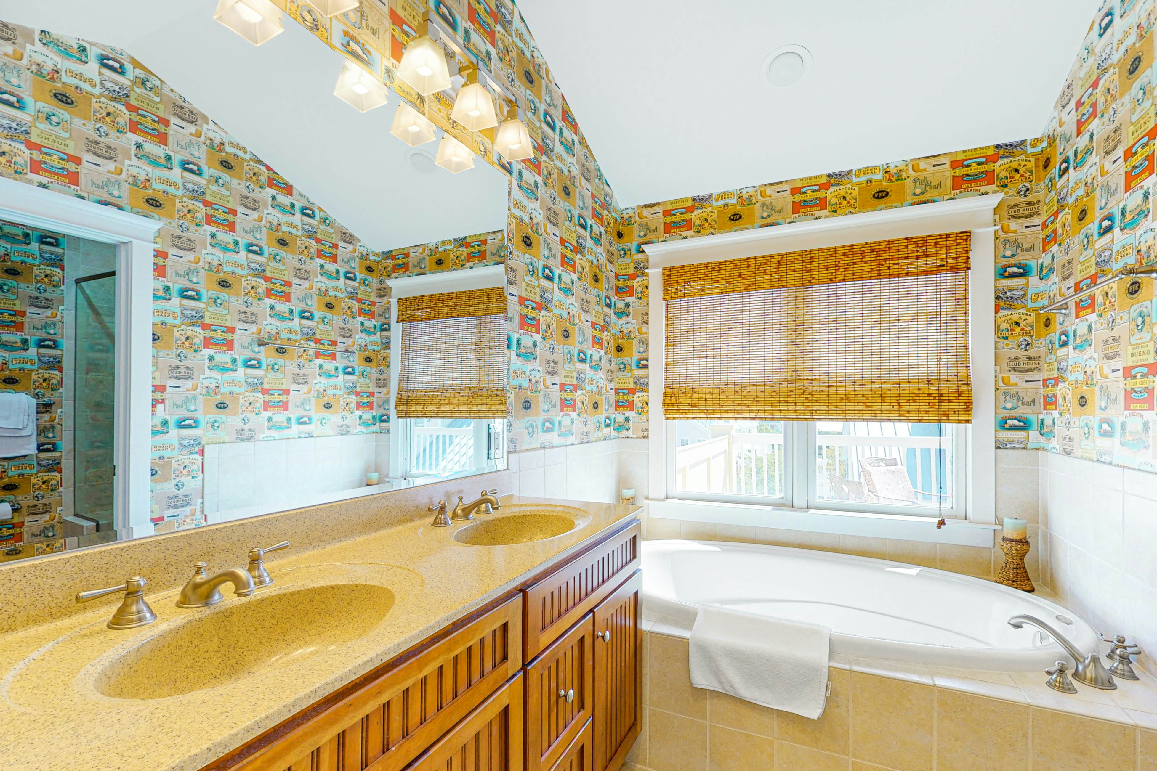 Sunset Island - Beachside Mews 1 & 2