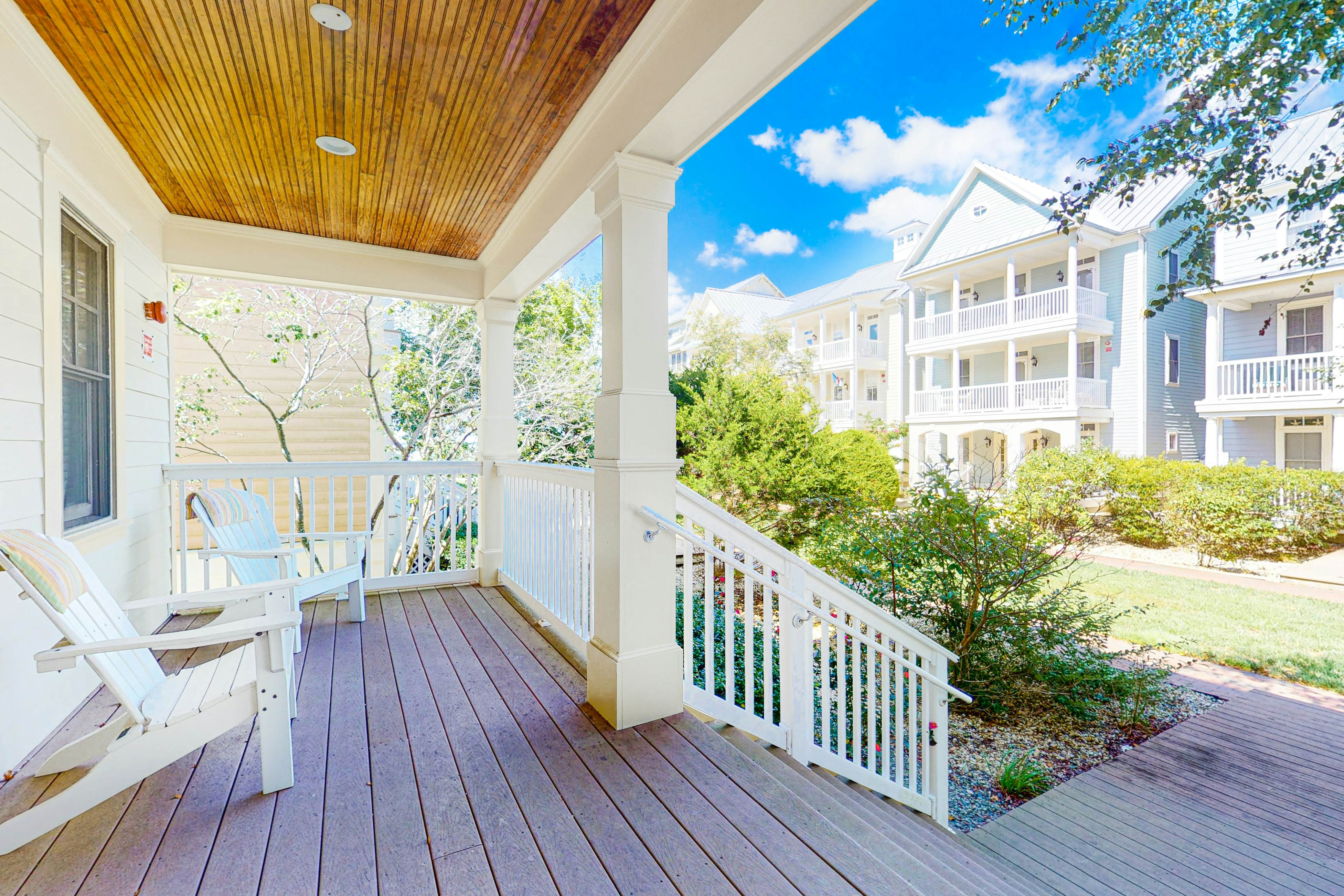 Sunset Island - Beachside Mews 1 & 2