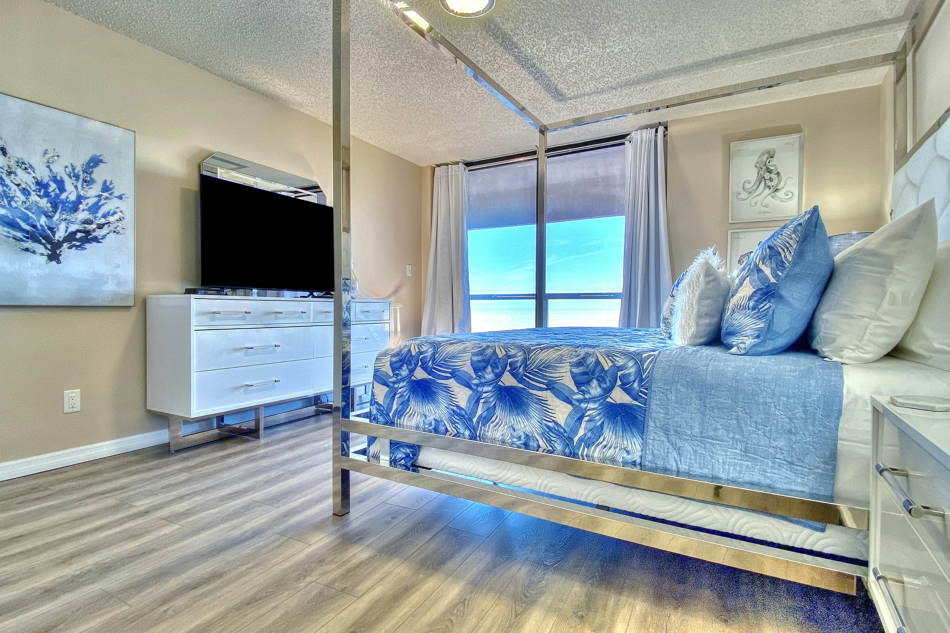 Crescent Beach Club II 5B