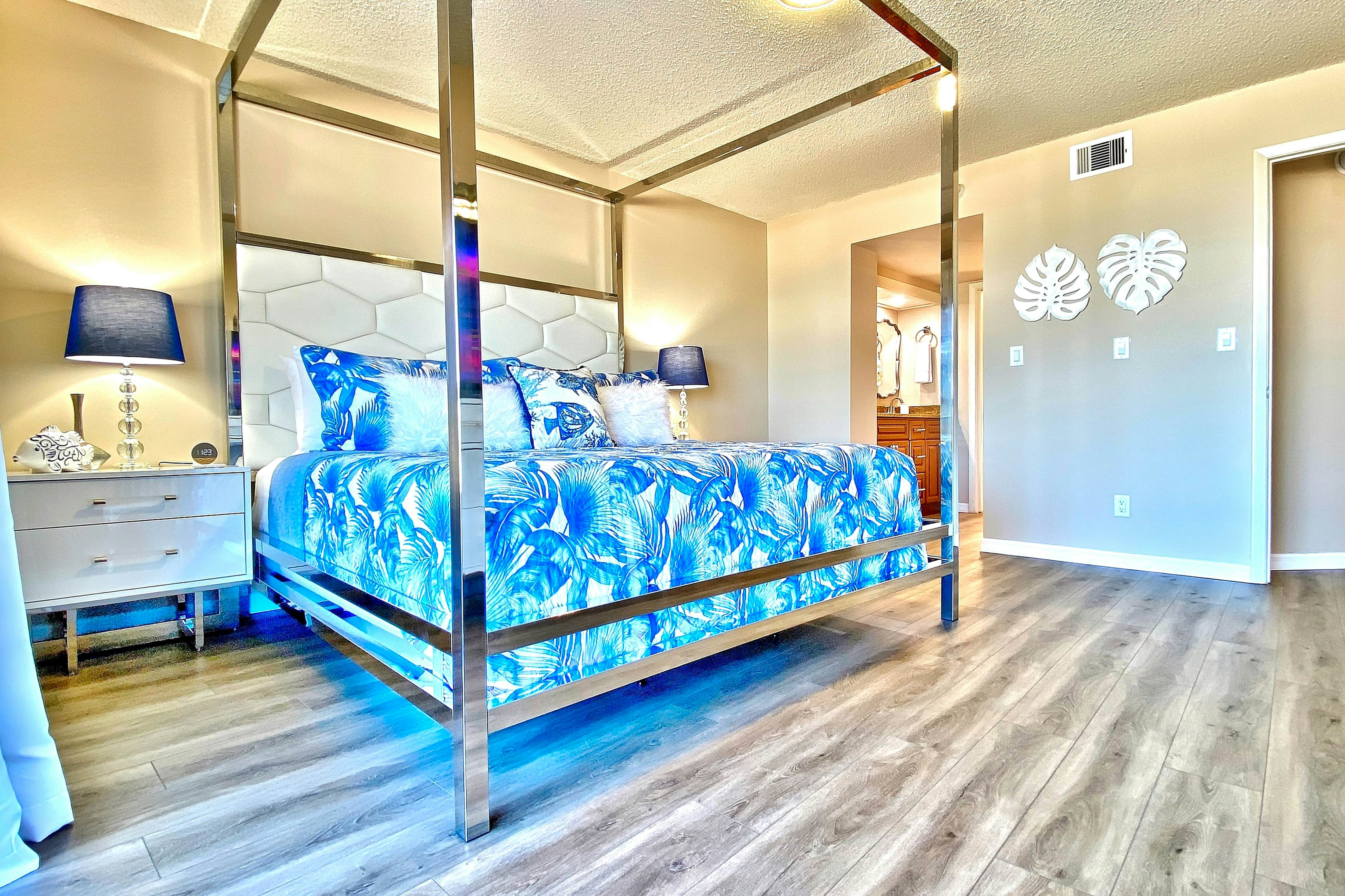 Crescent Beach Club II 5B