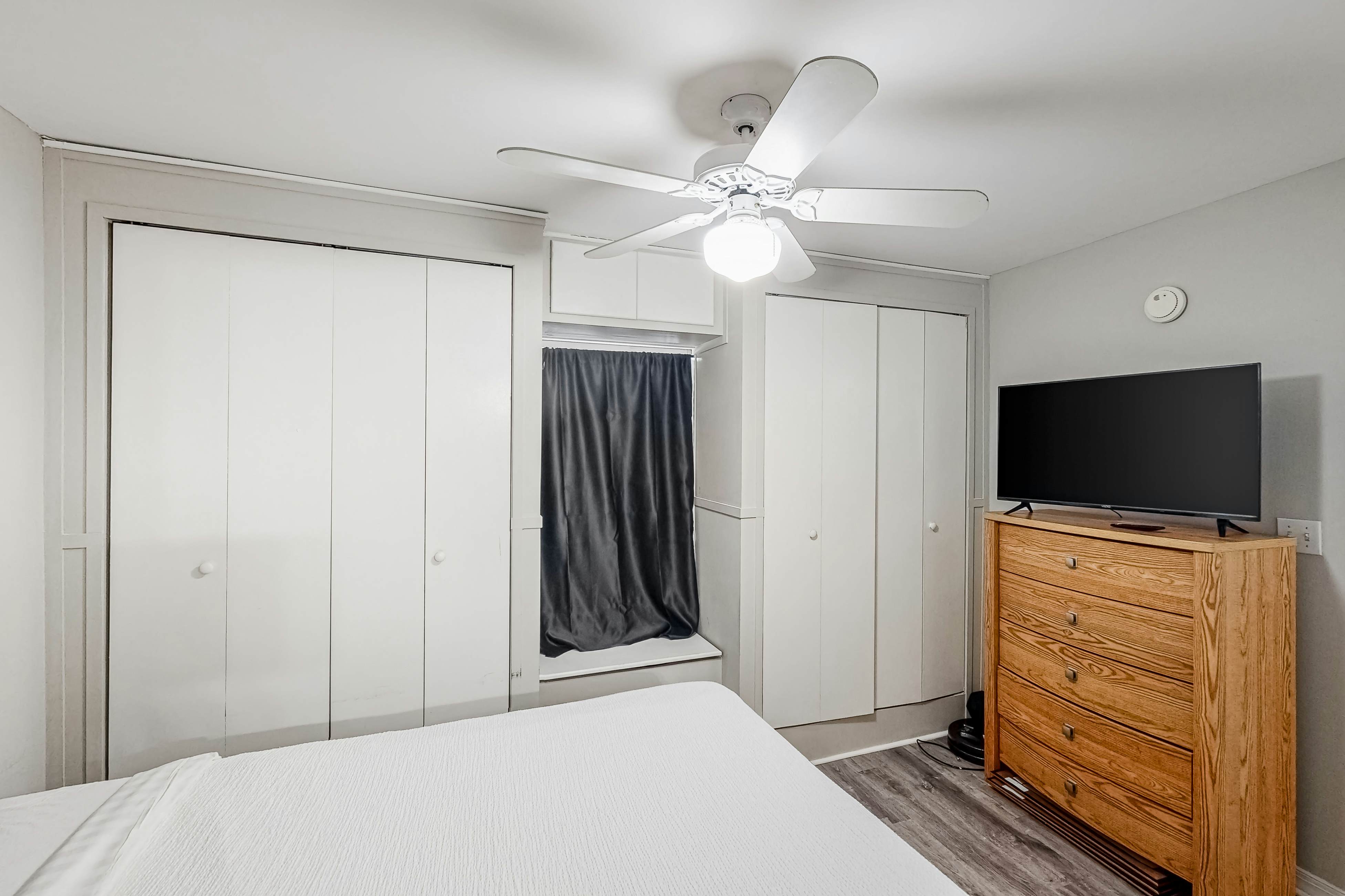 Grand Caribbean East & West  W204