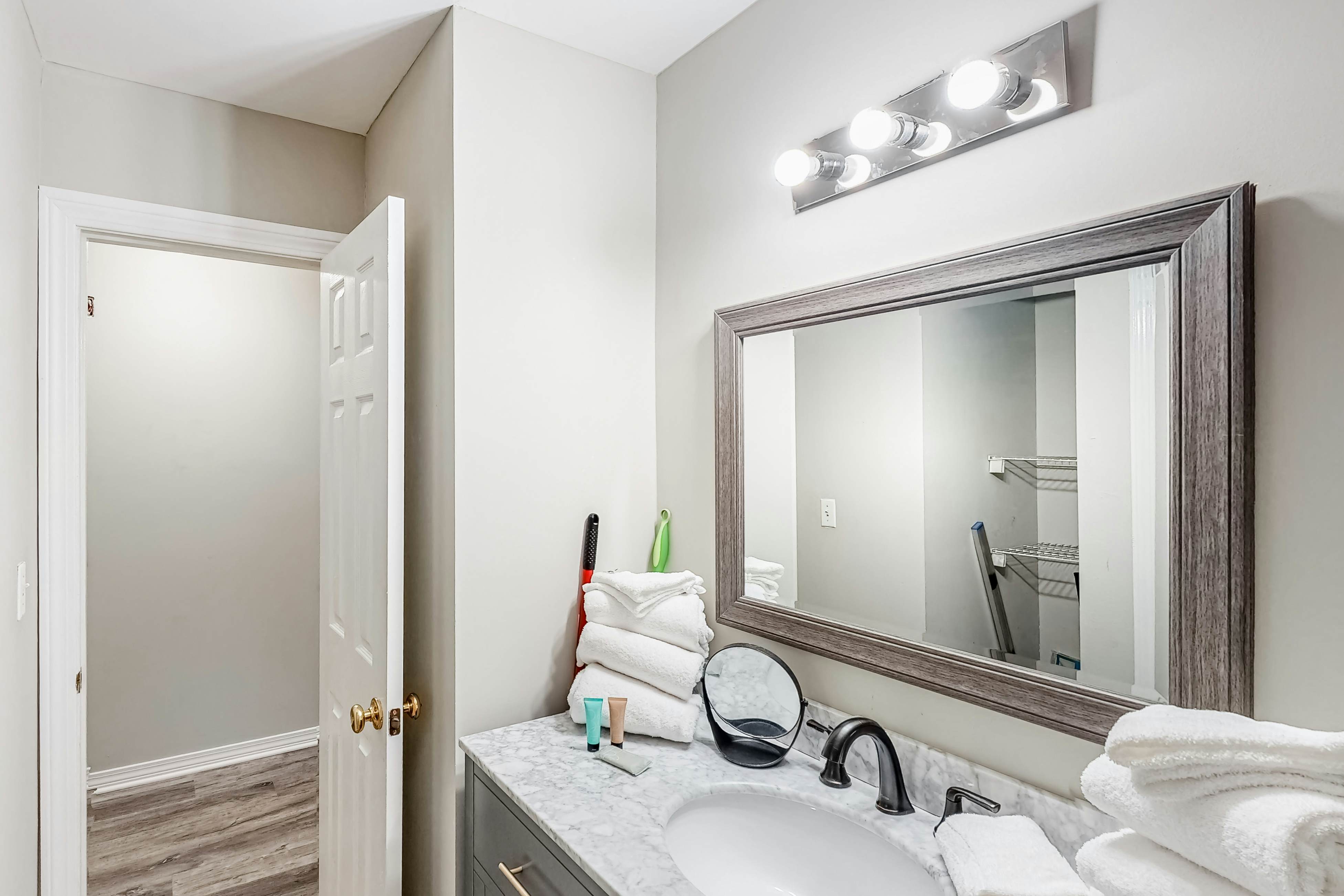 Grand Caribbean East & West  W204