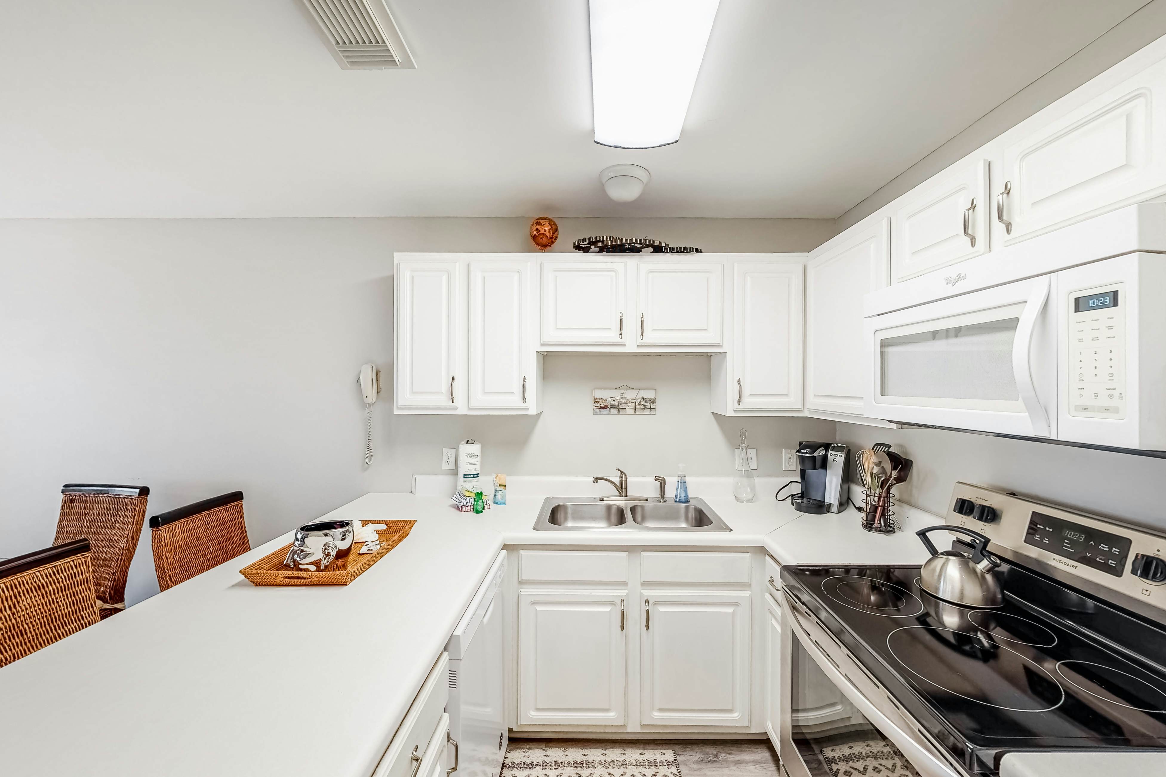 Grand Caribbean East & West  W204