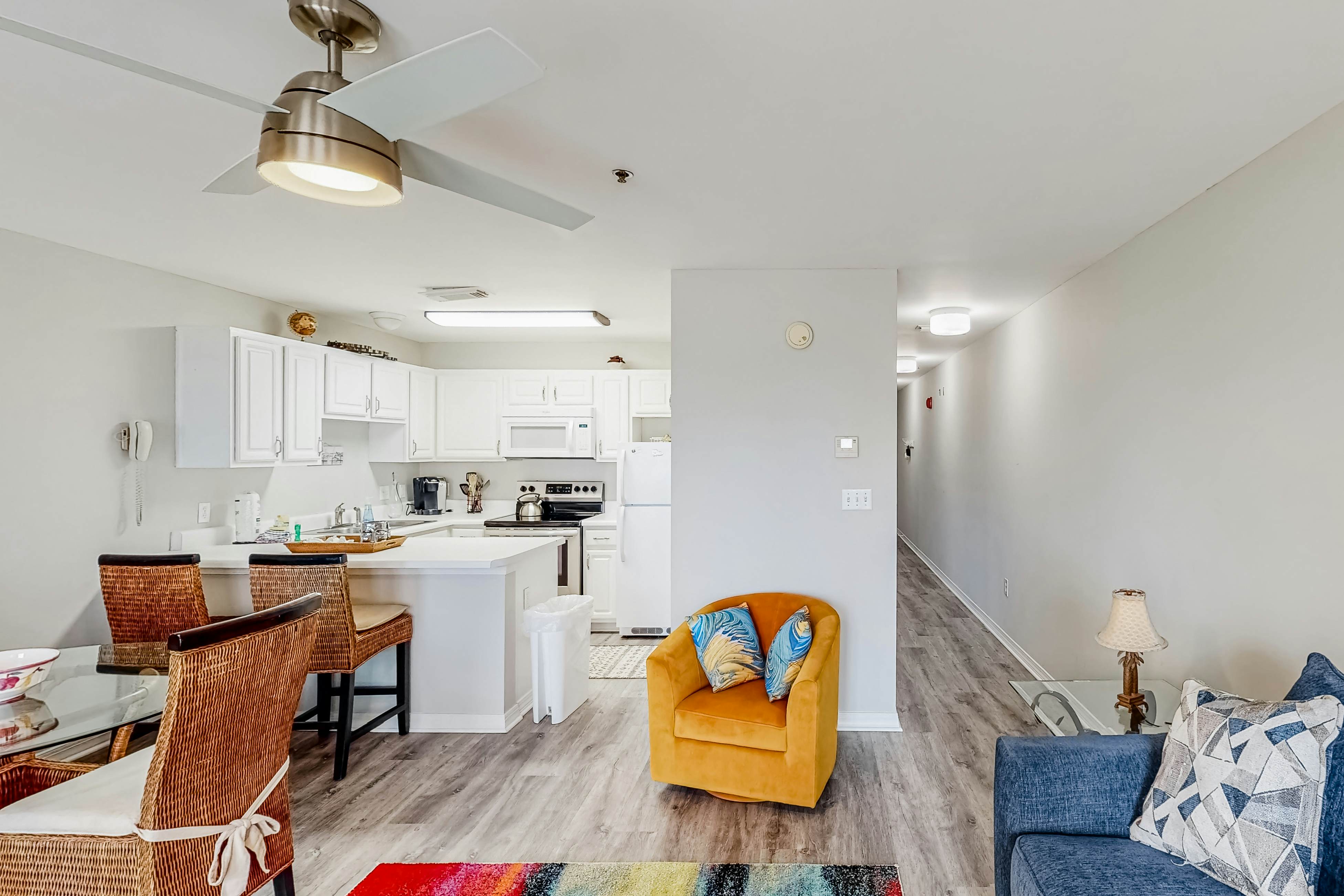 Grand Caribbean East & West  W204