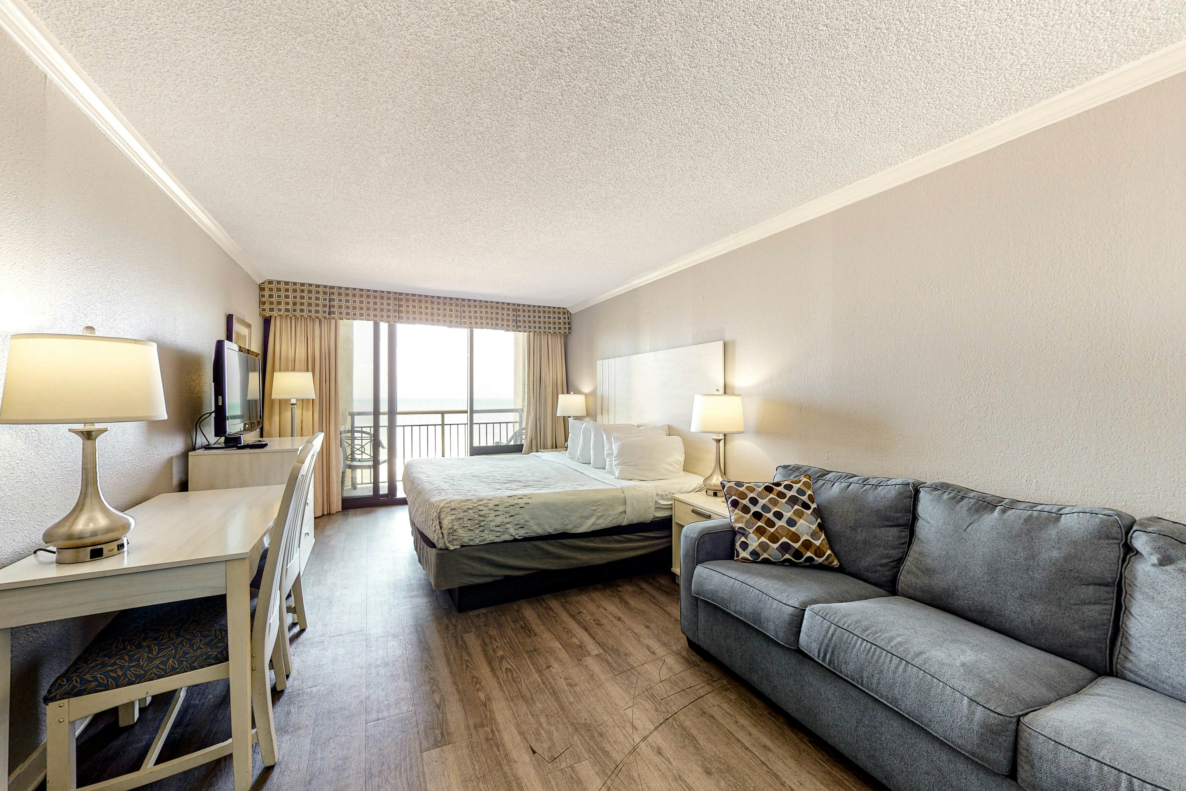 The Patricia Grand 0924