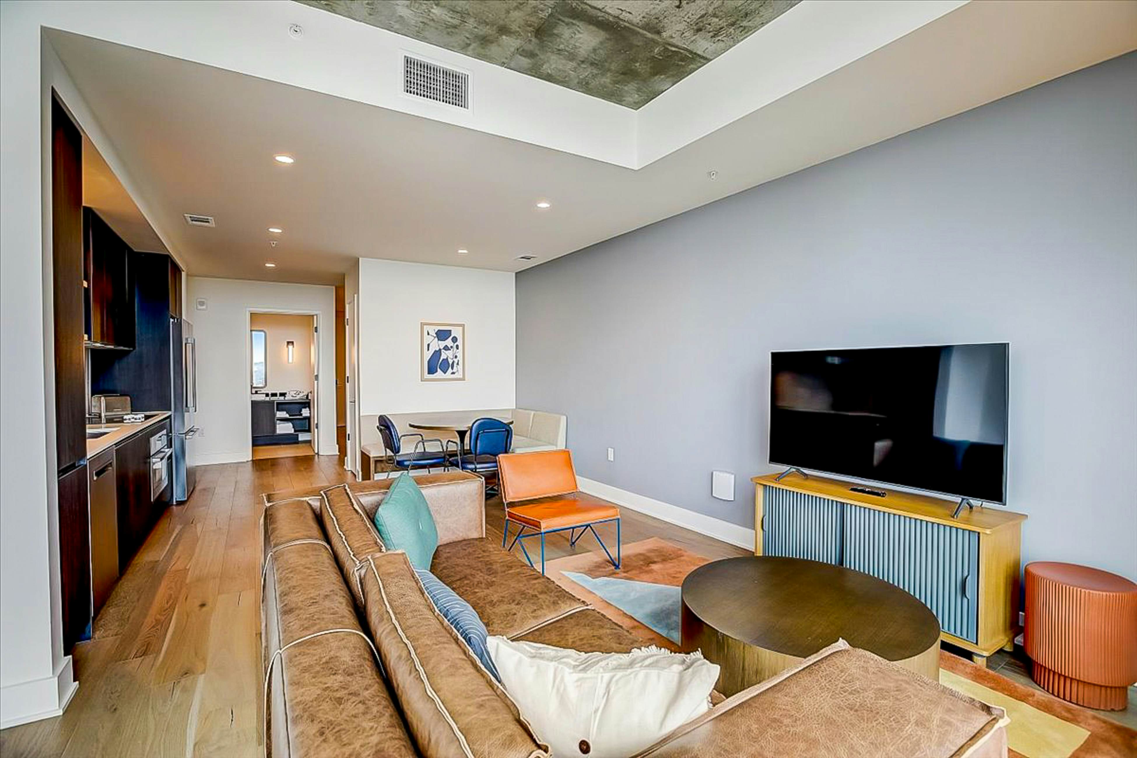 Natiivo Austin High Hopes