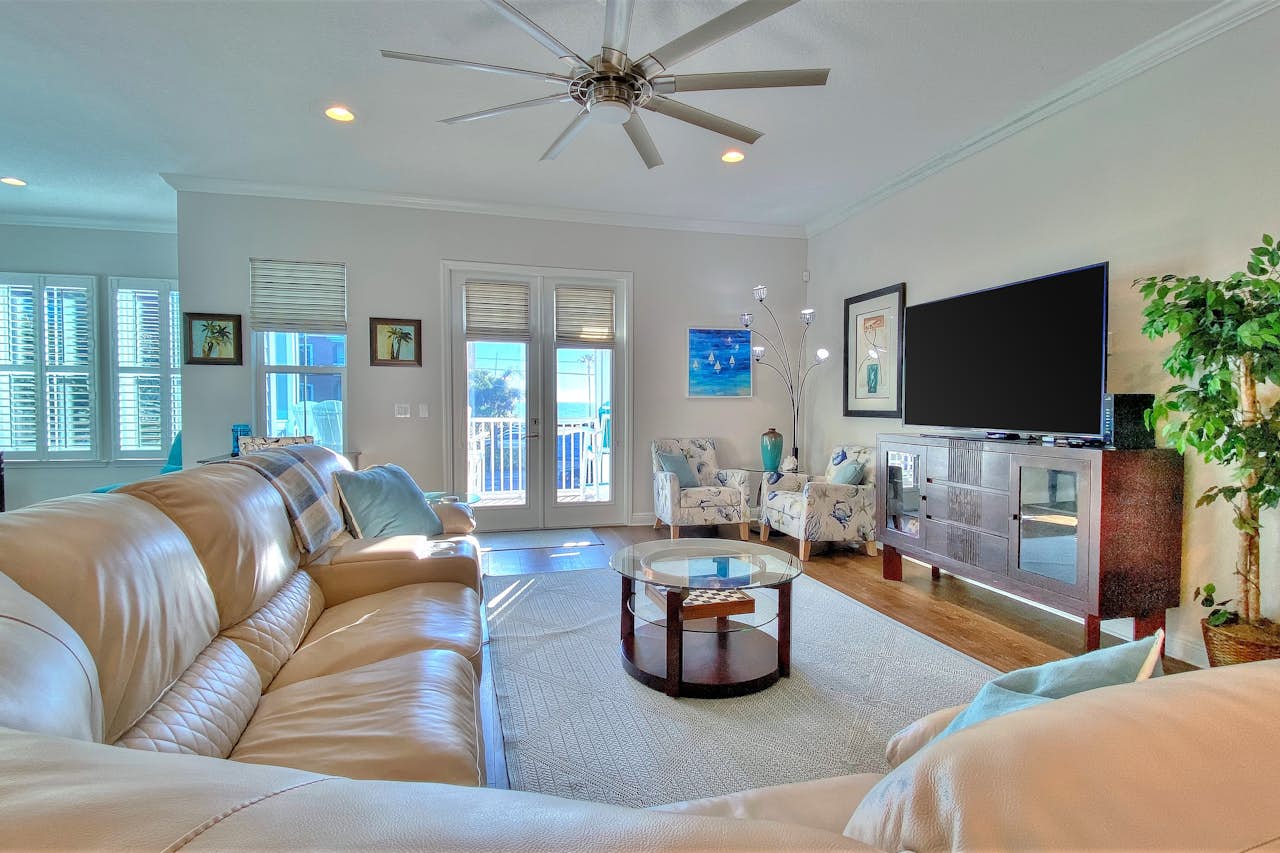 Redington Beach Villas 307 3 BD Redington Beach, FL Vacation Rental