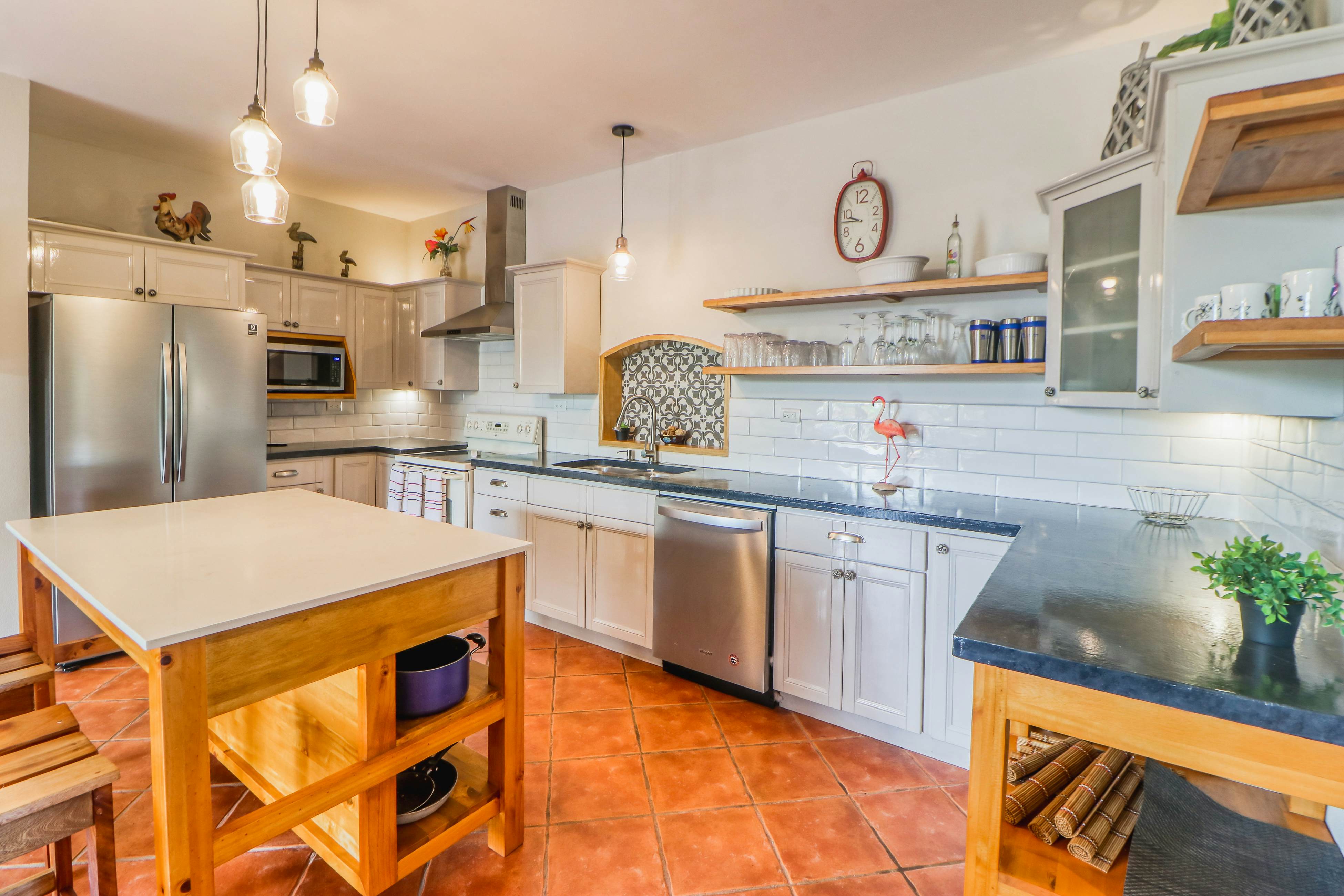 Casa Mimosa Poolside