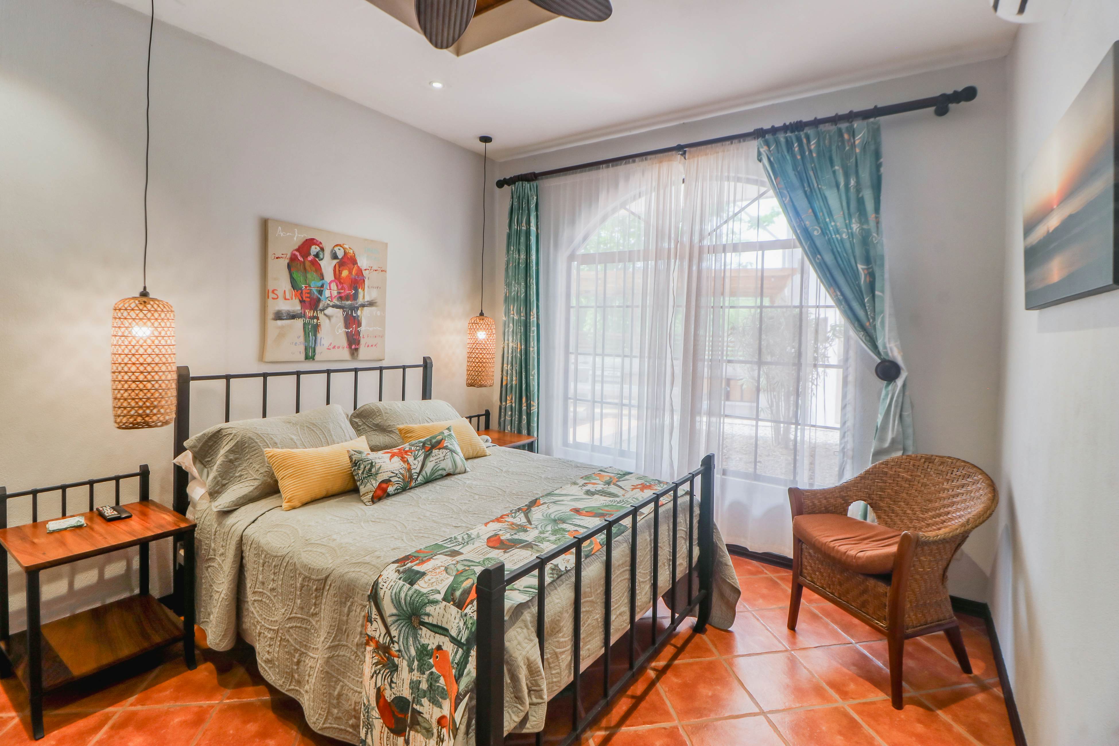 Casa Mimosa Poolside