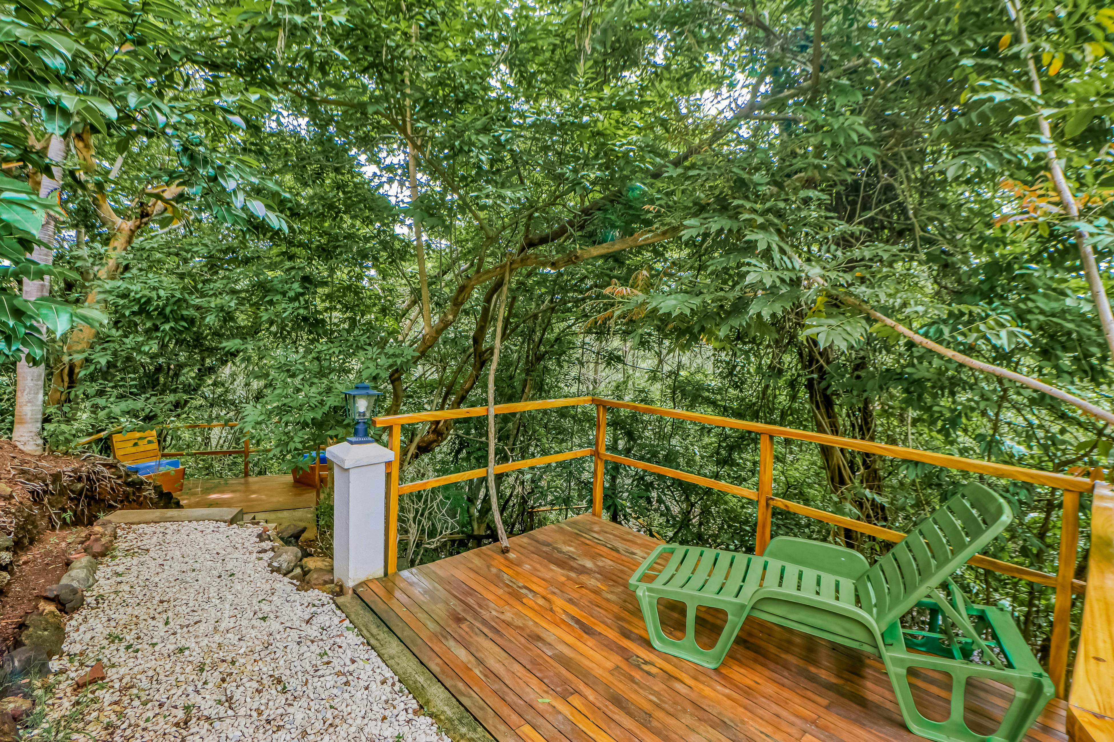 Casa Mimosa Poolside