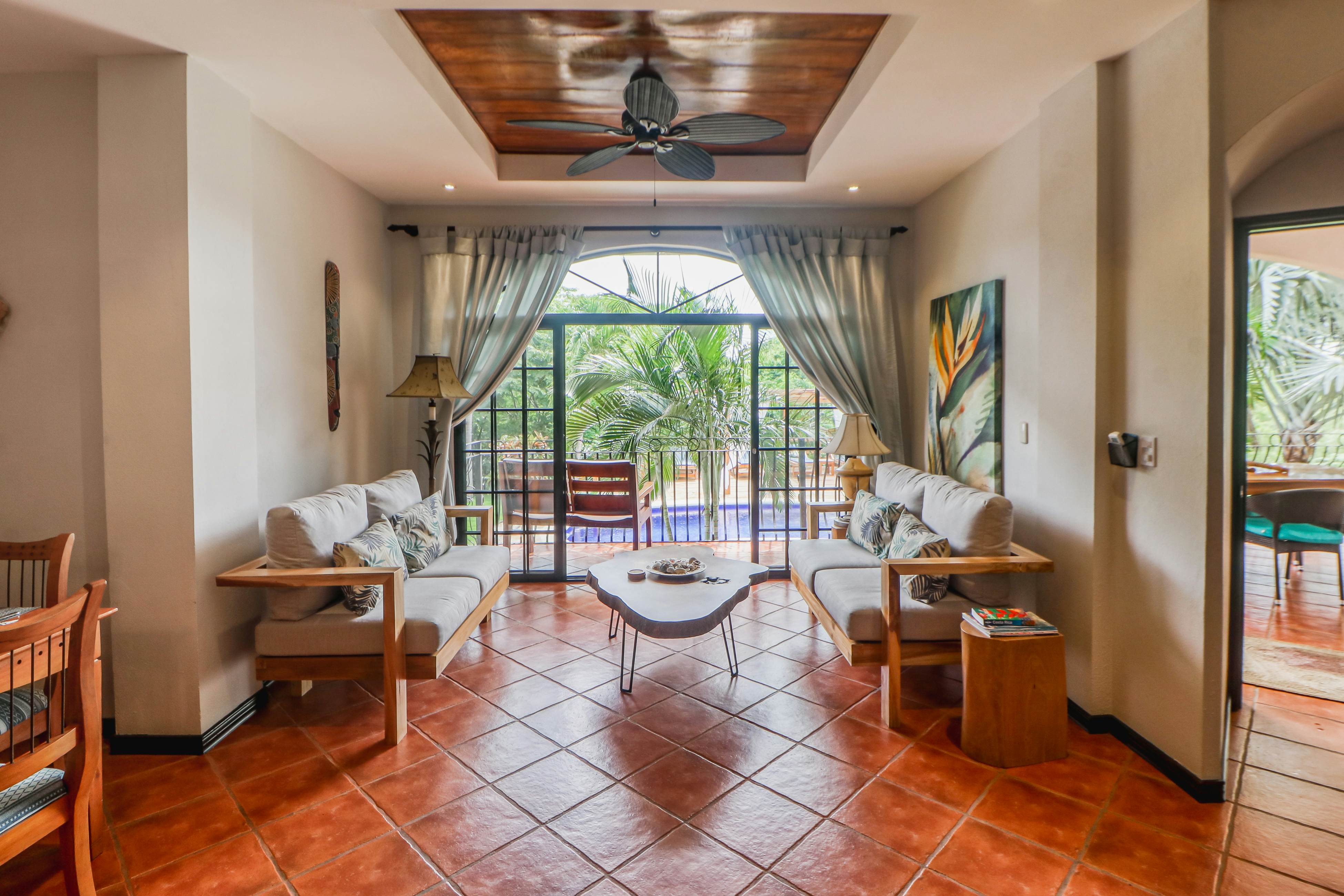 Casa Mimosa Poolside