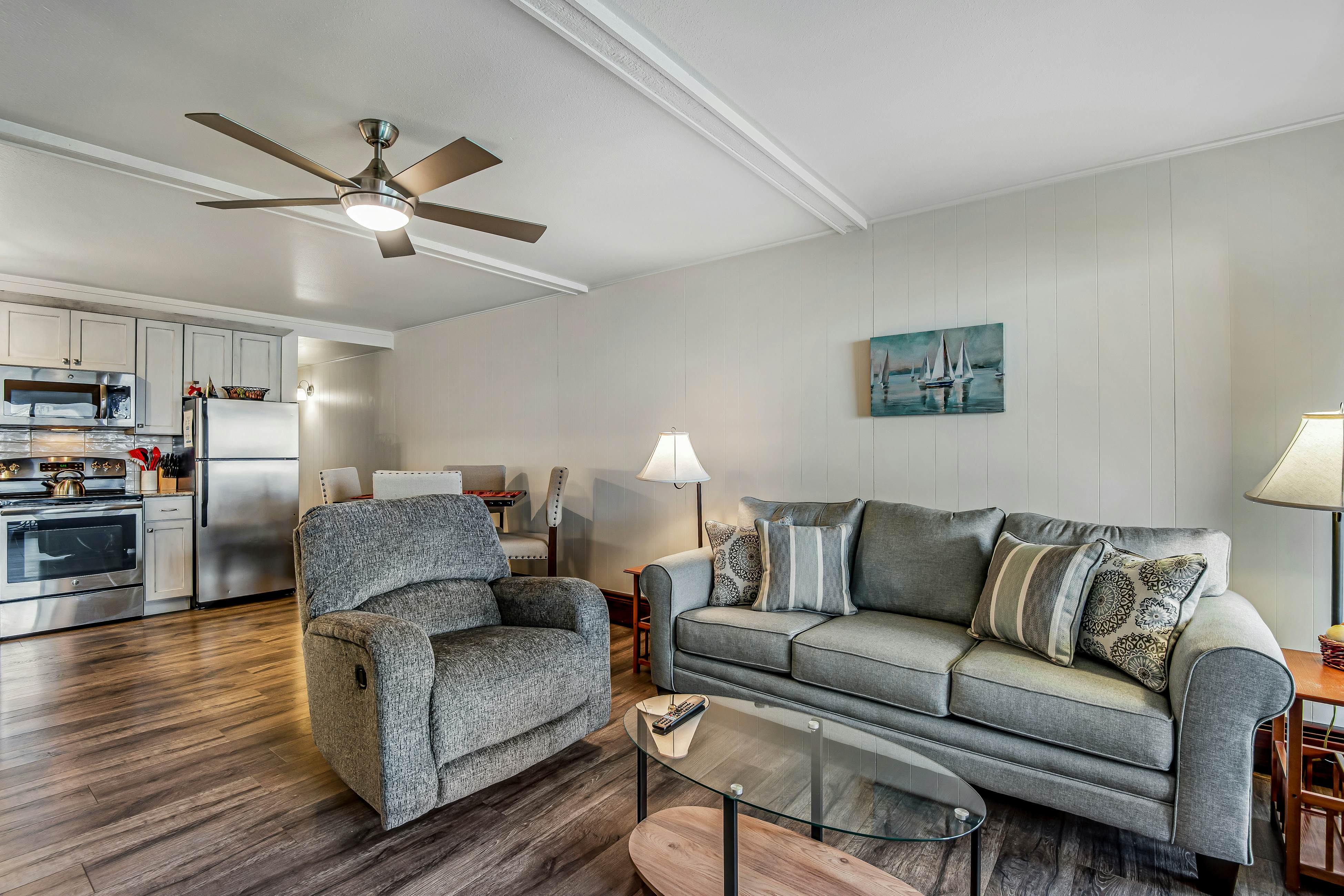 Lakeside Mountain Retreat