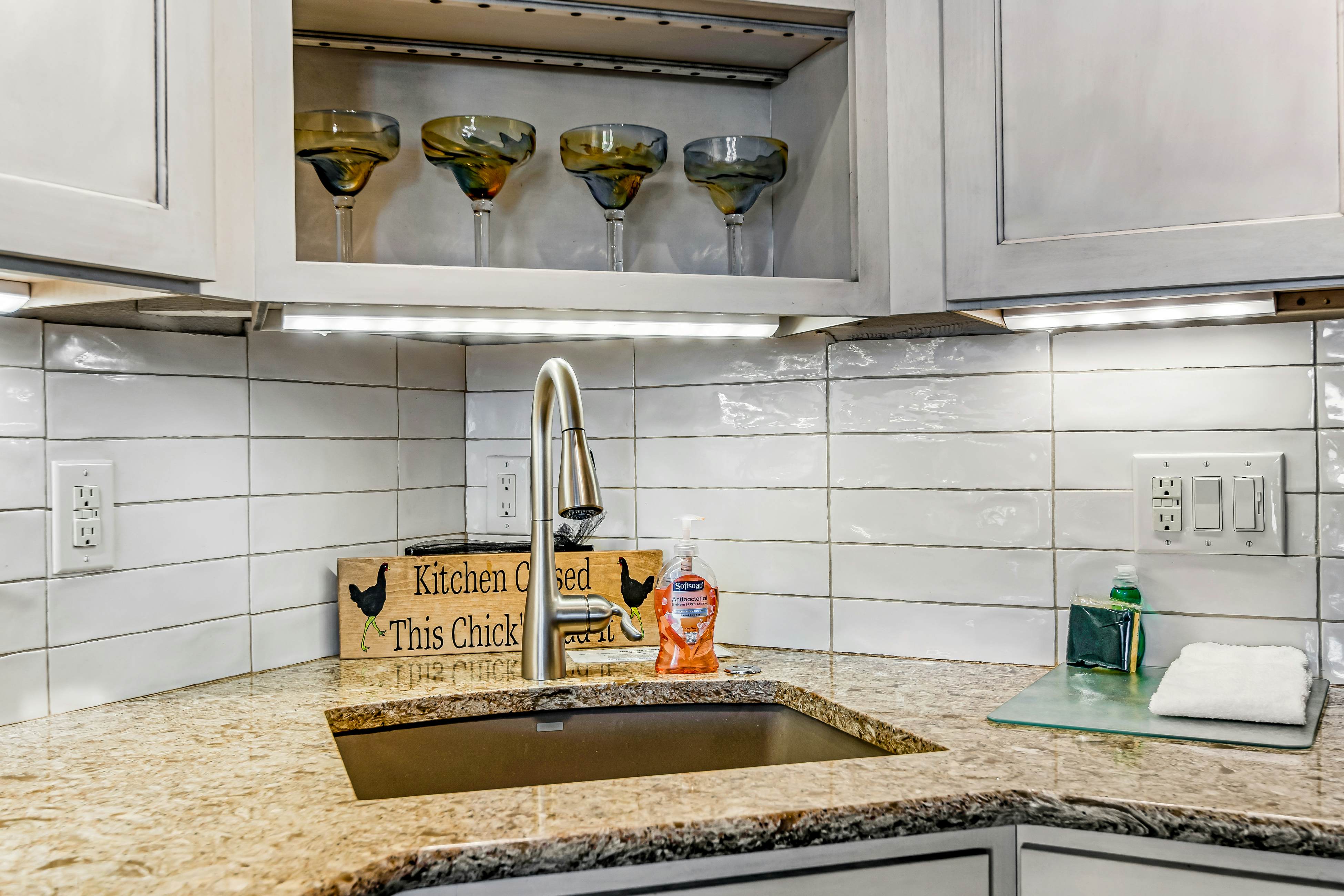 Lakeside Mountain Retreat