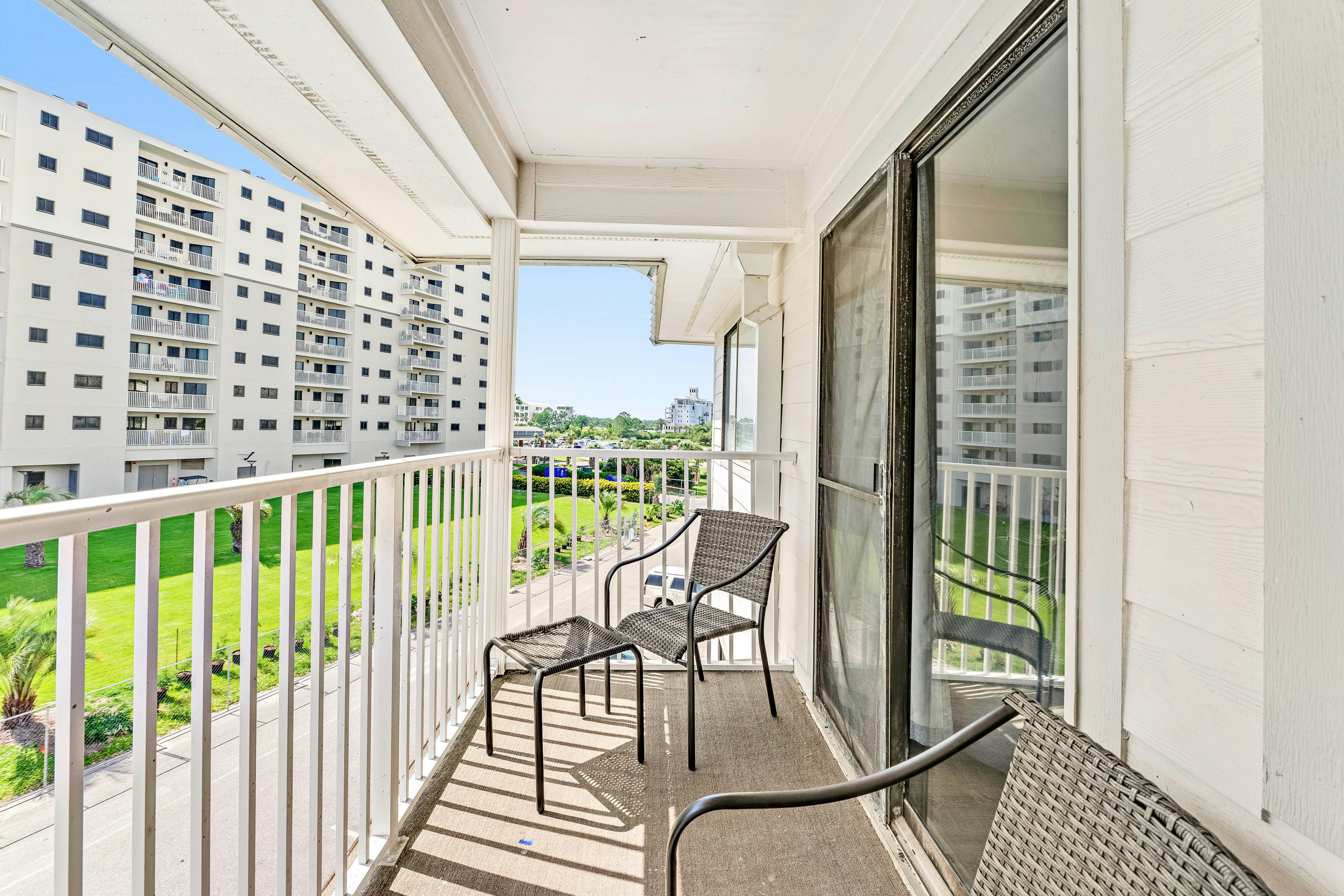 Plantation East #3312