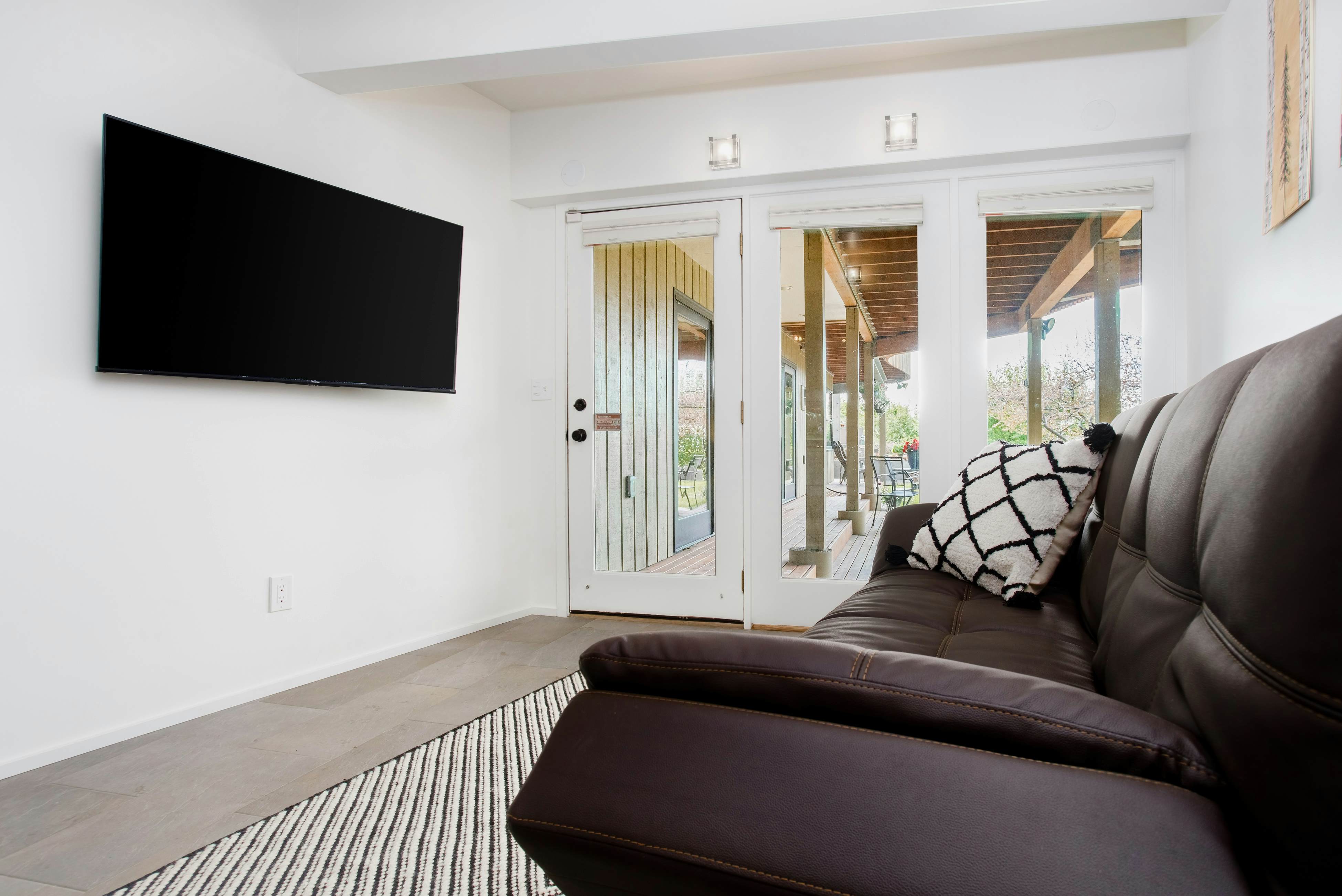 Bootlegger's Luxury Bungalow