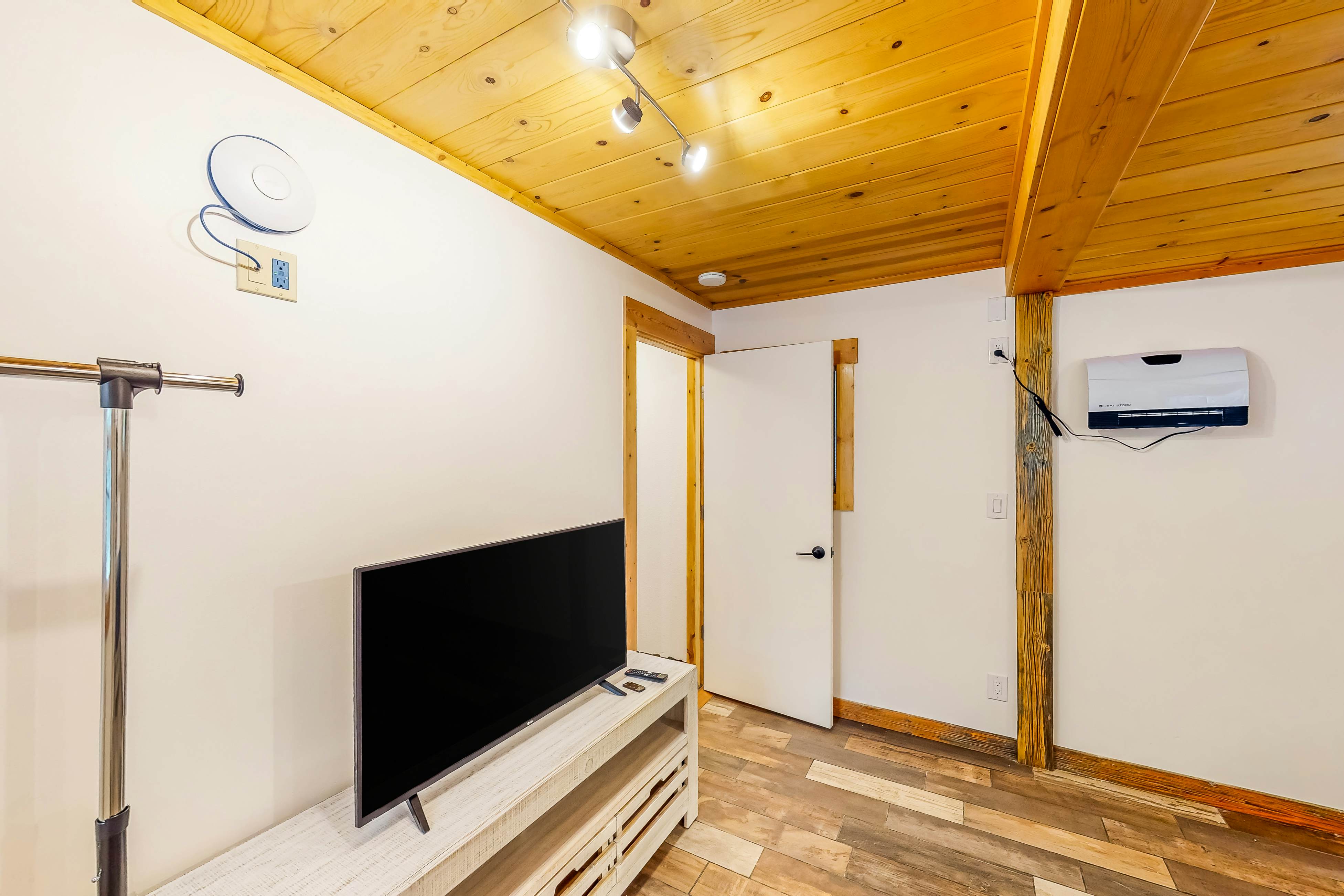 The Chalet at Kings Beach 9