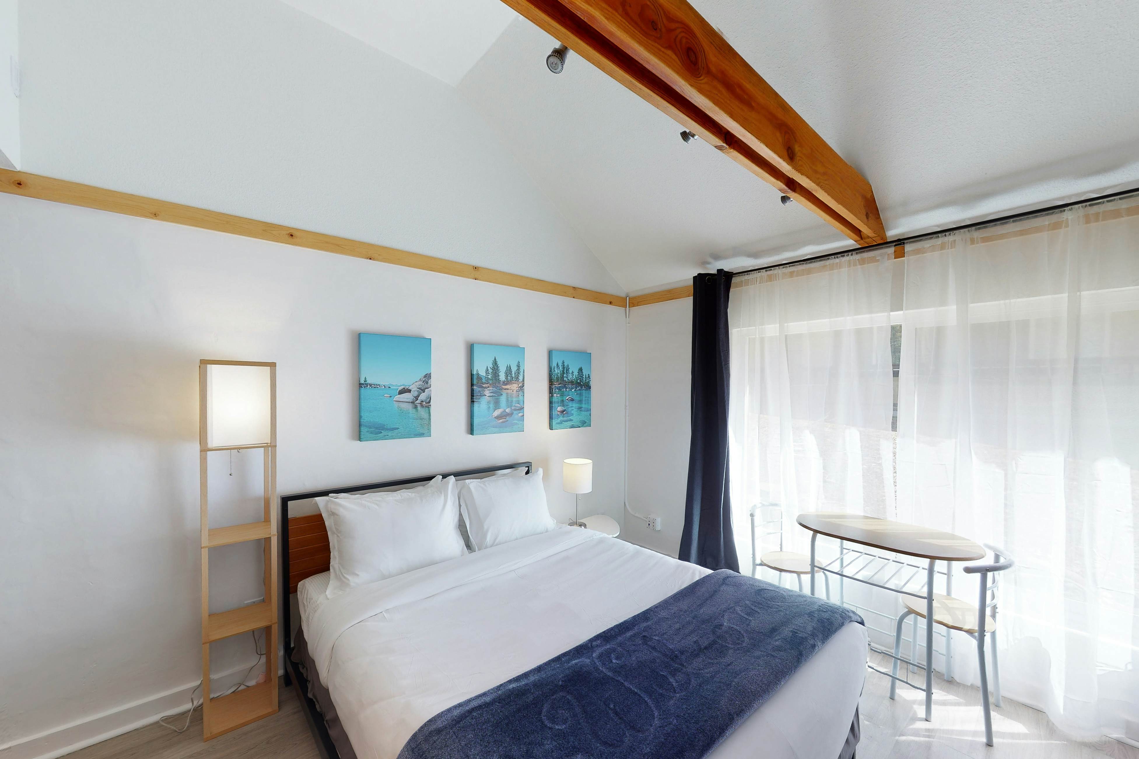 The Chalet at Kings Beach 9