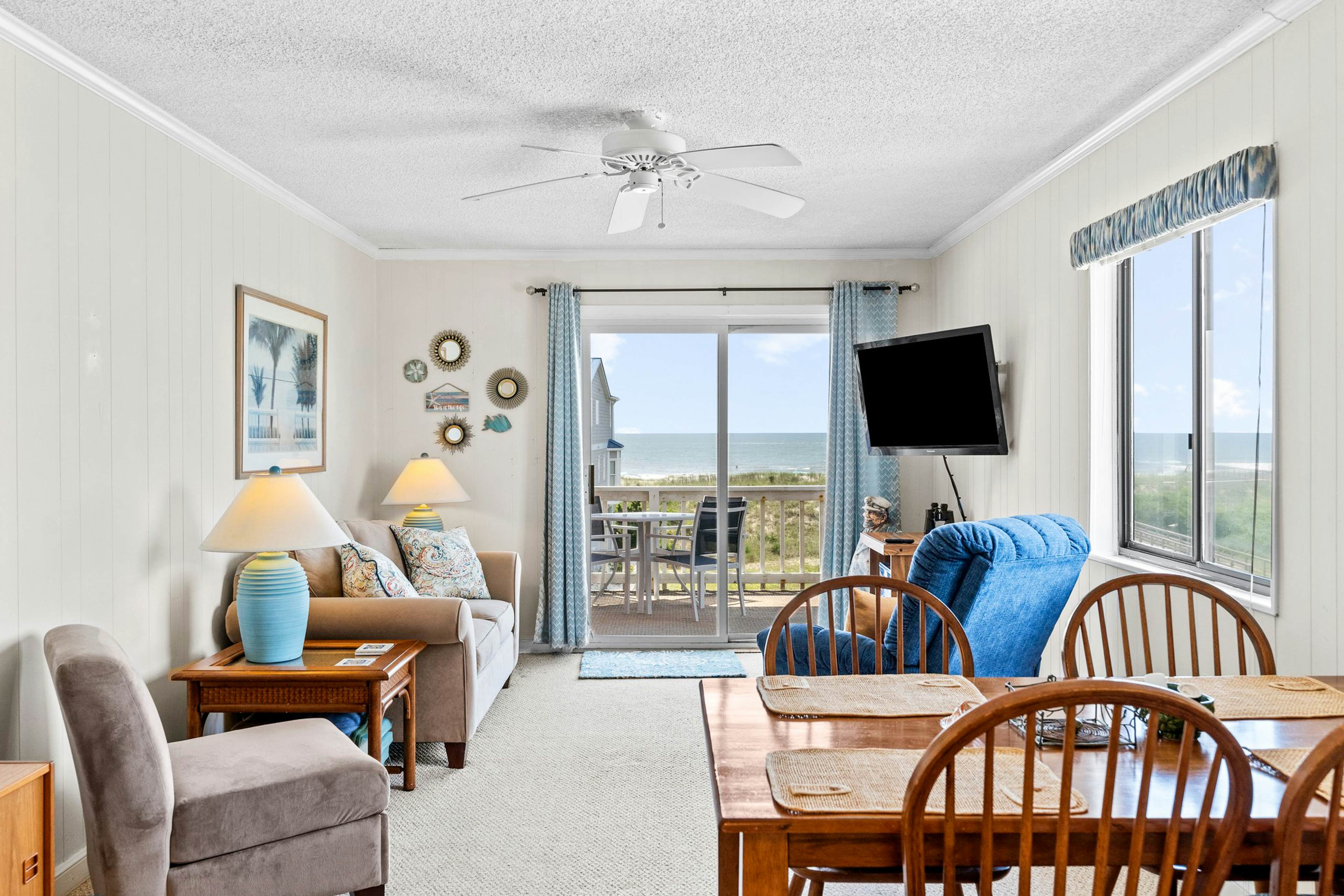 Captain's Villa 6B 2 BD Holden Beach, NC Vacation Rental Vacasa
