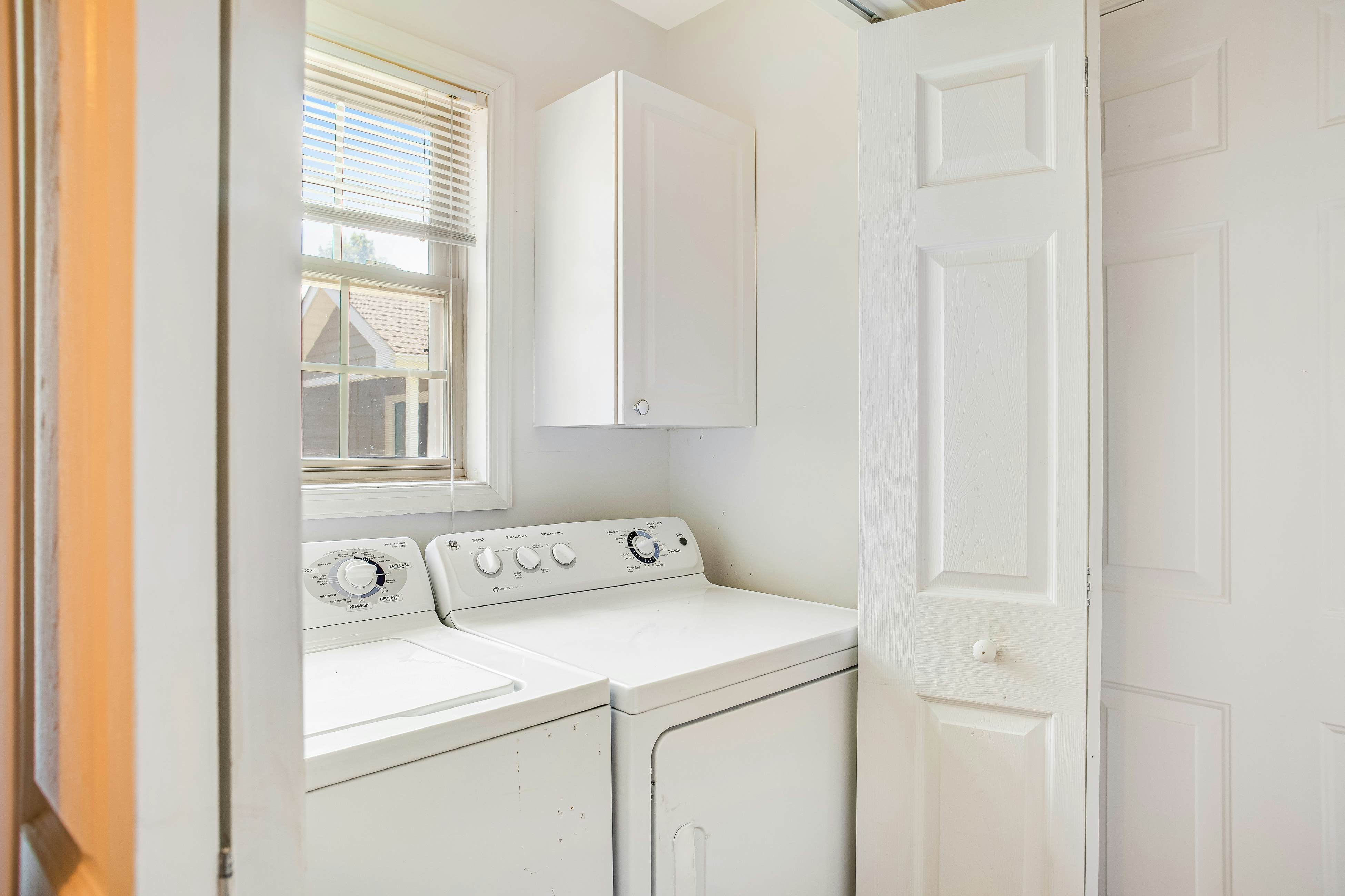 Plantations East - 221 Lakeside Dr