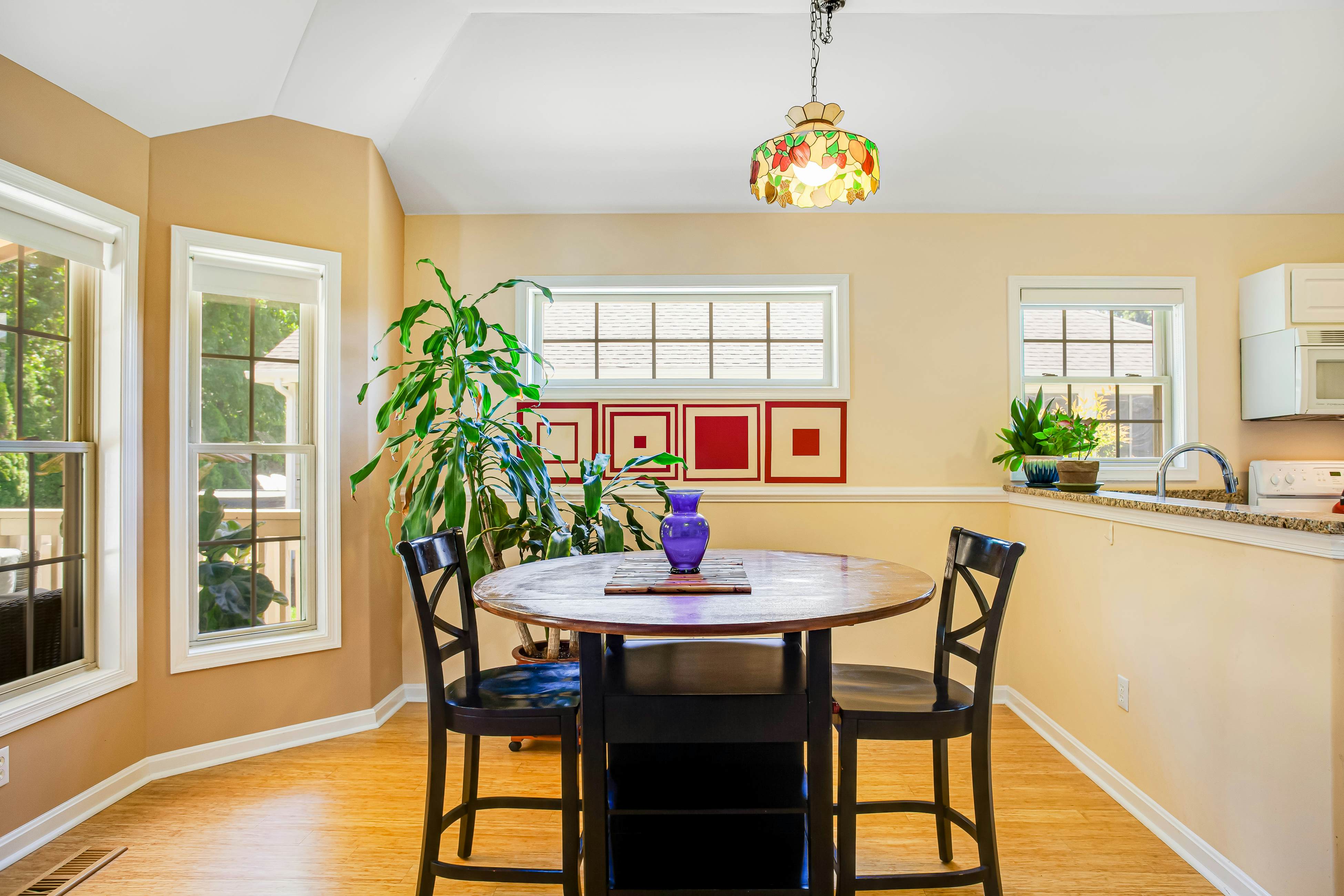 Plantations East - 221 Lakeside Dr