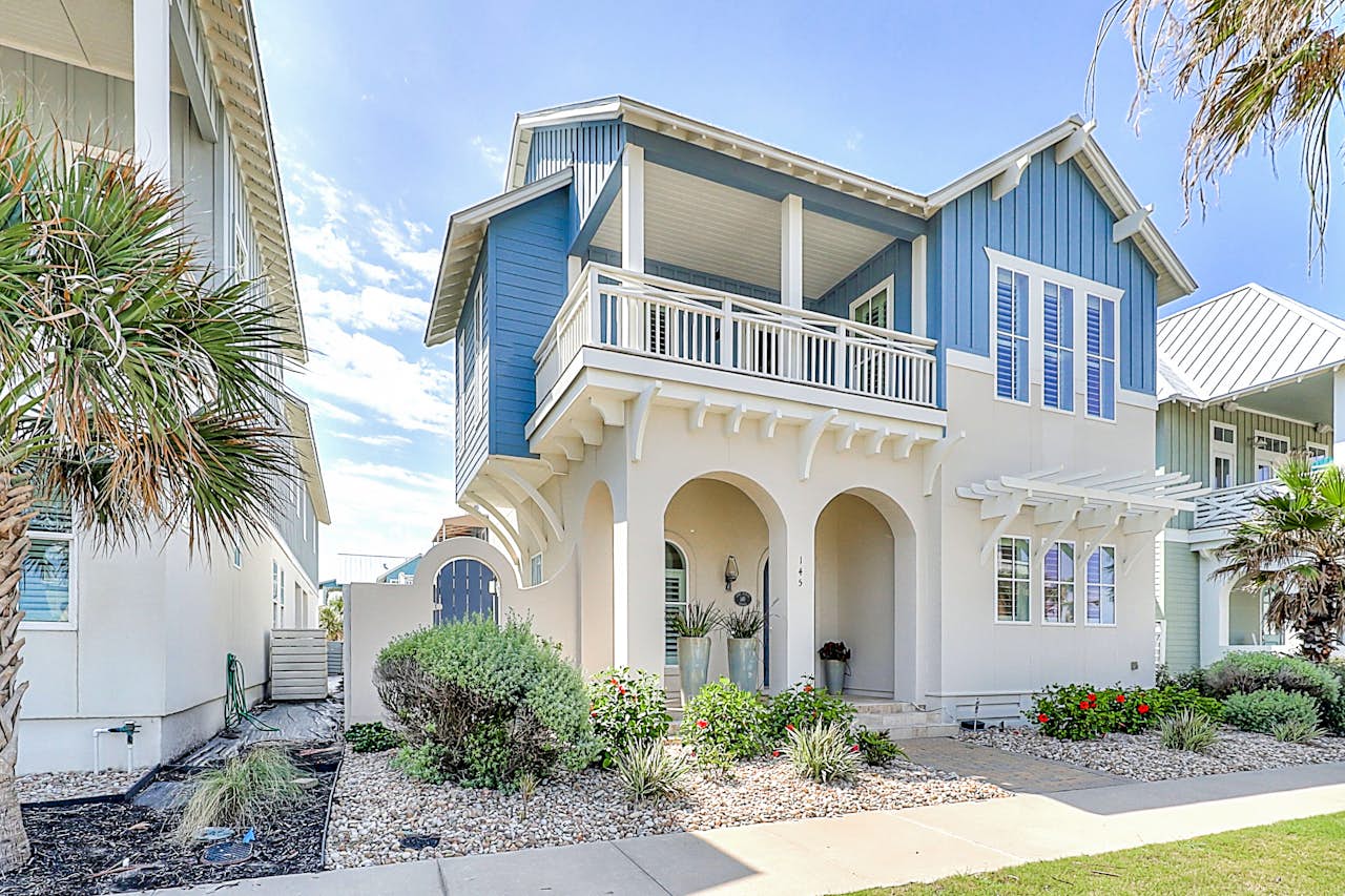 Palmilla 145 Sunrise Ave 4 BD Port Aransas, TX Vacation Rental Vacasa