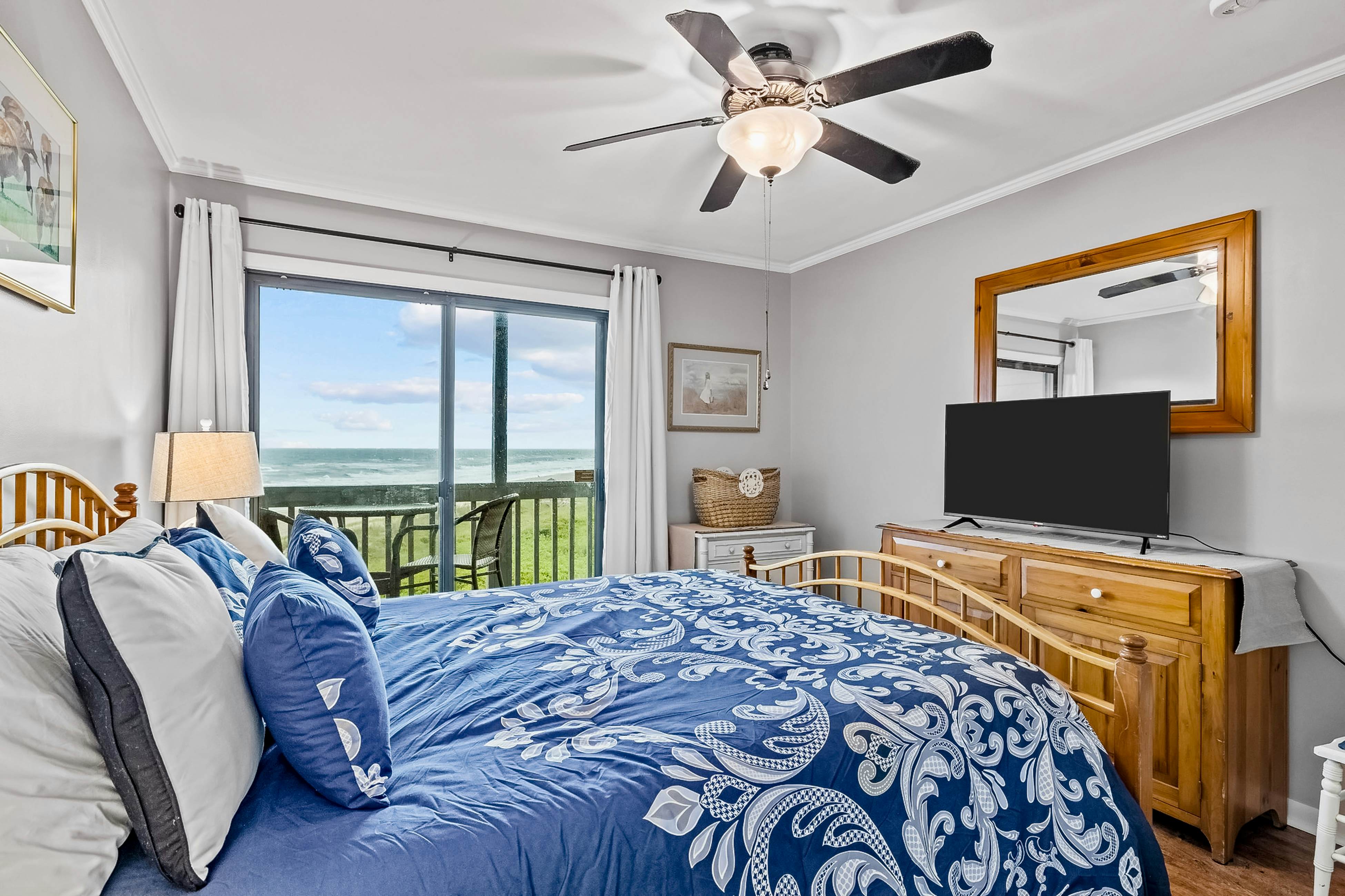 Dunescape Villas 346 3 BD Atlantic Beach, NC Vacation Rental Vacasa