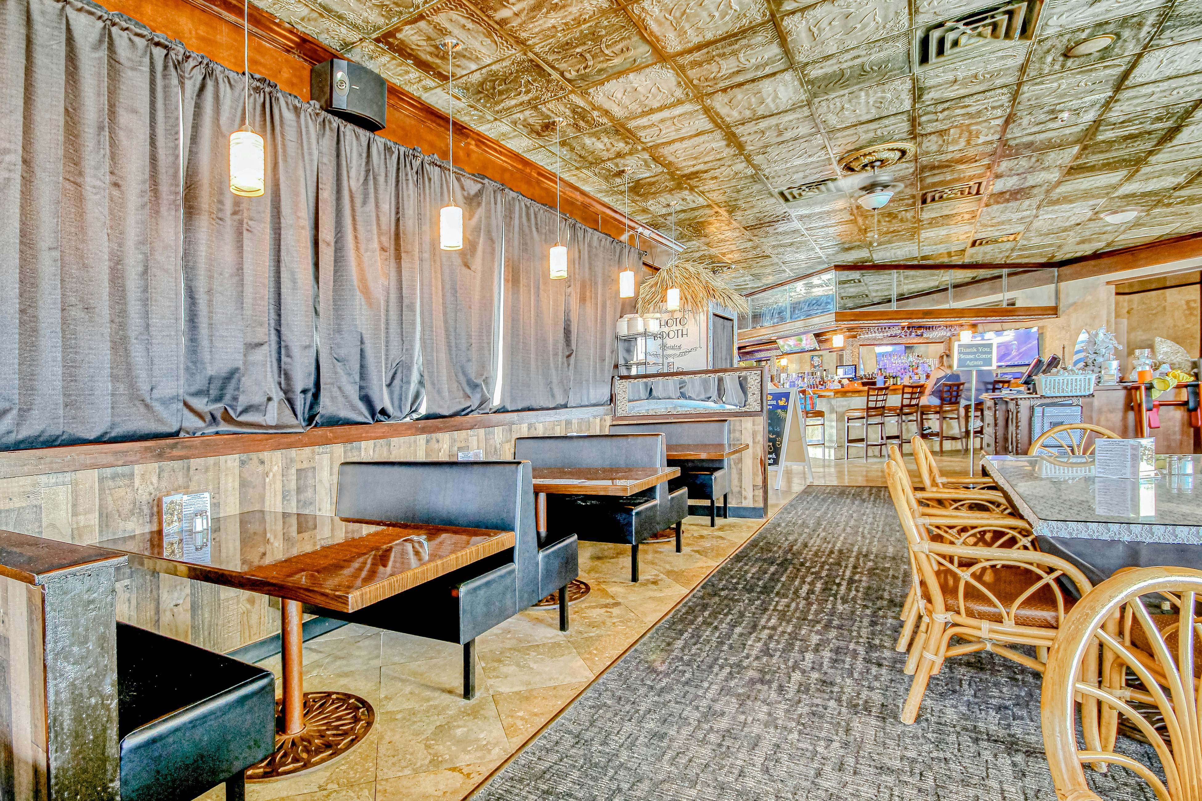 Sands Beach Club 1014