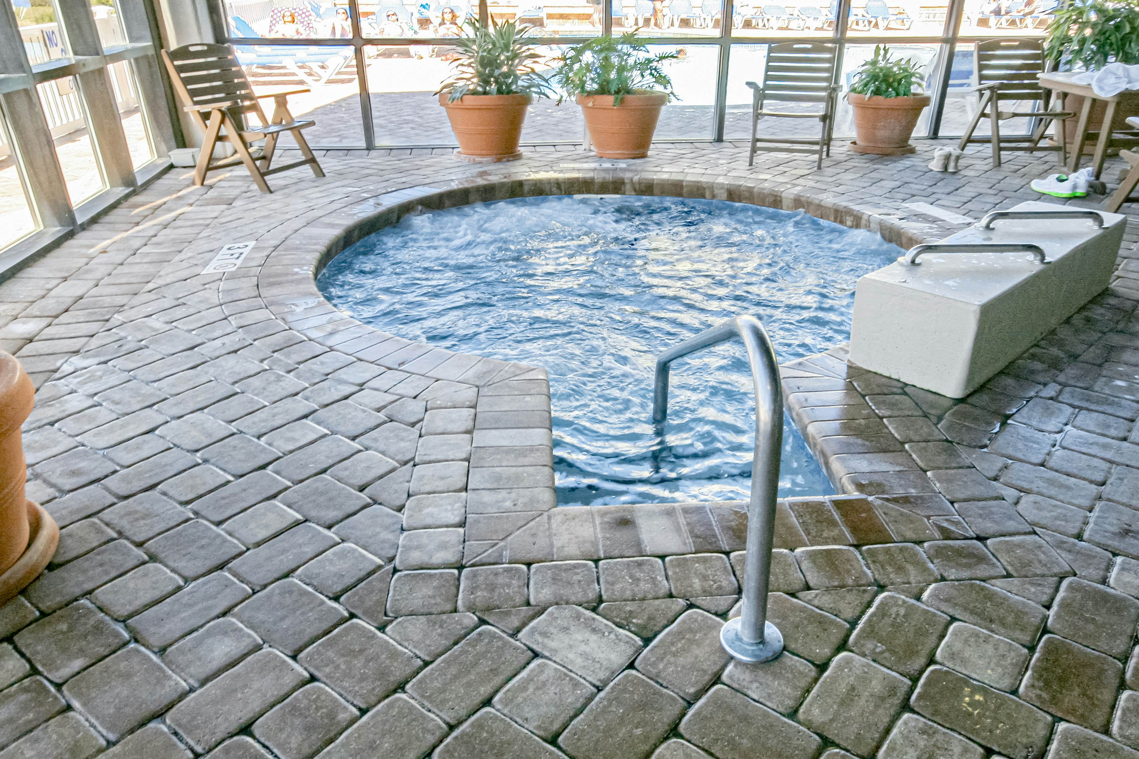 Sands Beach Club 1014