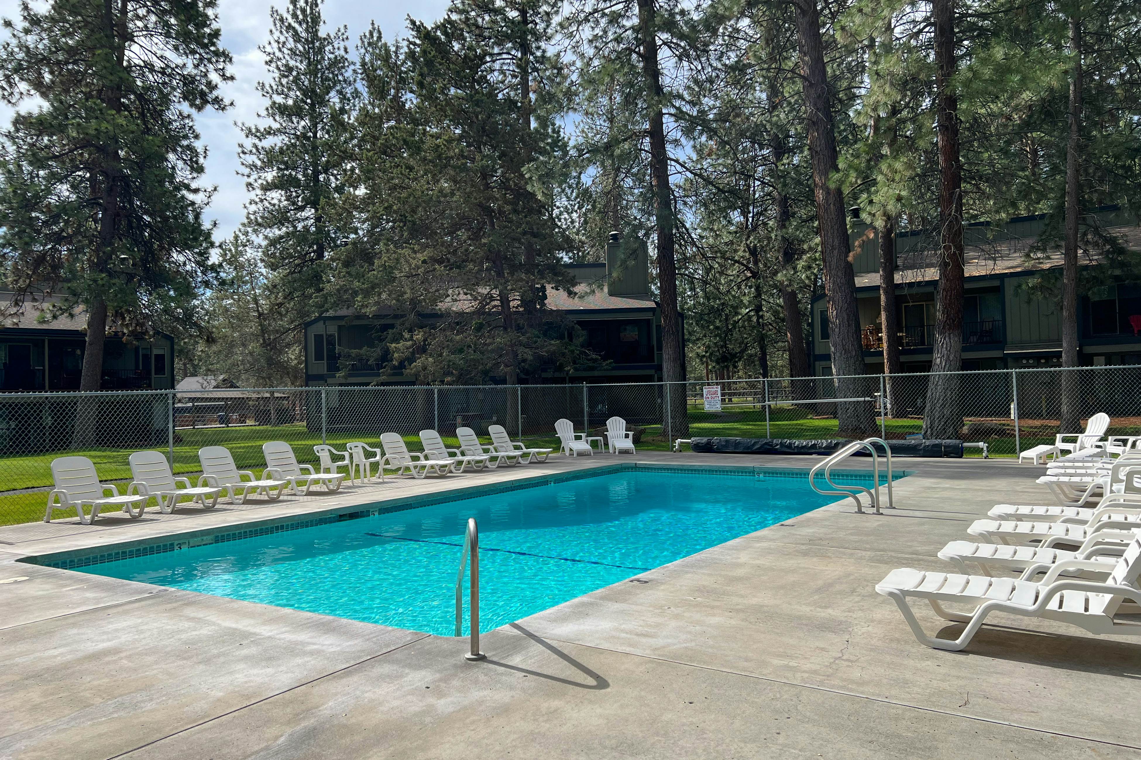 Fourth Sister Hideaway