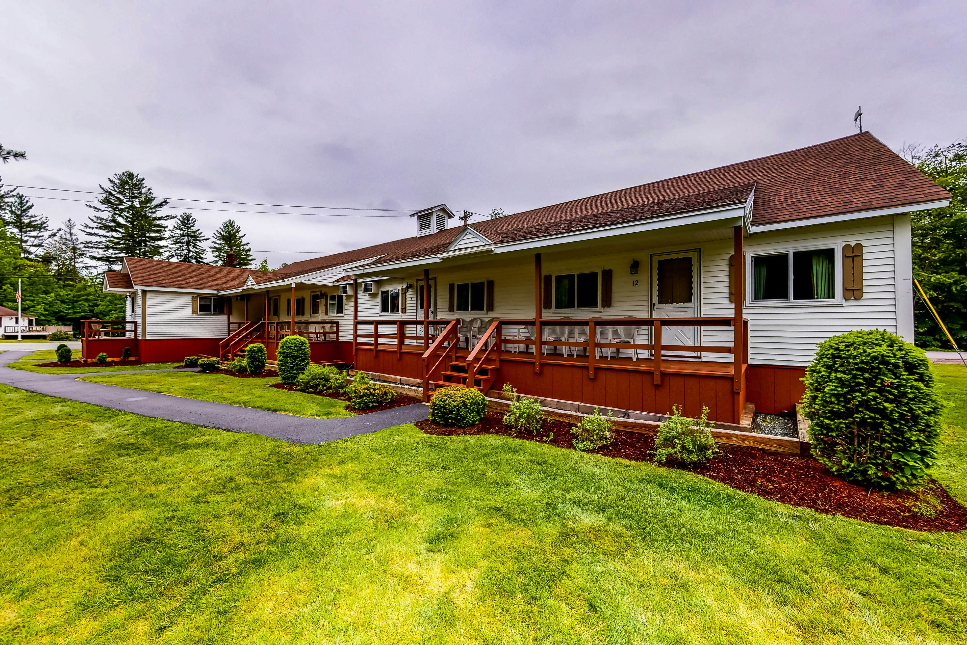 Riverbank Motel Room 1 0 BD Lincoln, NH Vacation Rental Vacasa