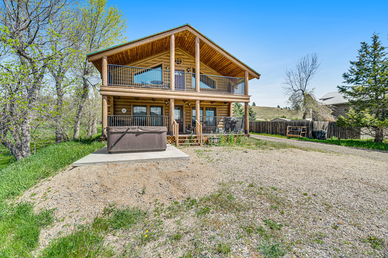 Waterwheel Retreat 3 BD Sturgis, SD Vacation Rental Vacasa