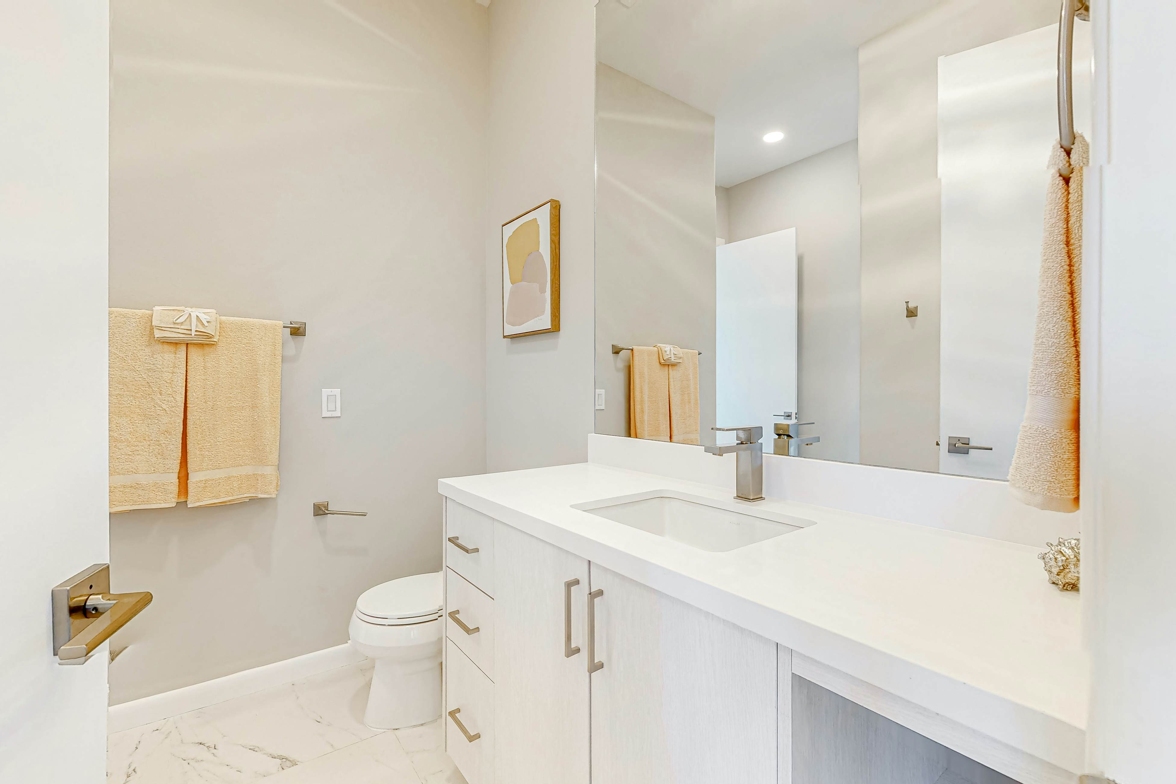 Dolphin Paradise Unit A 