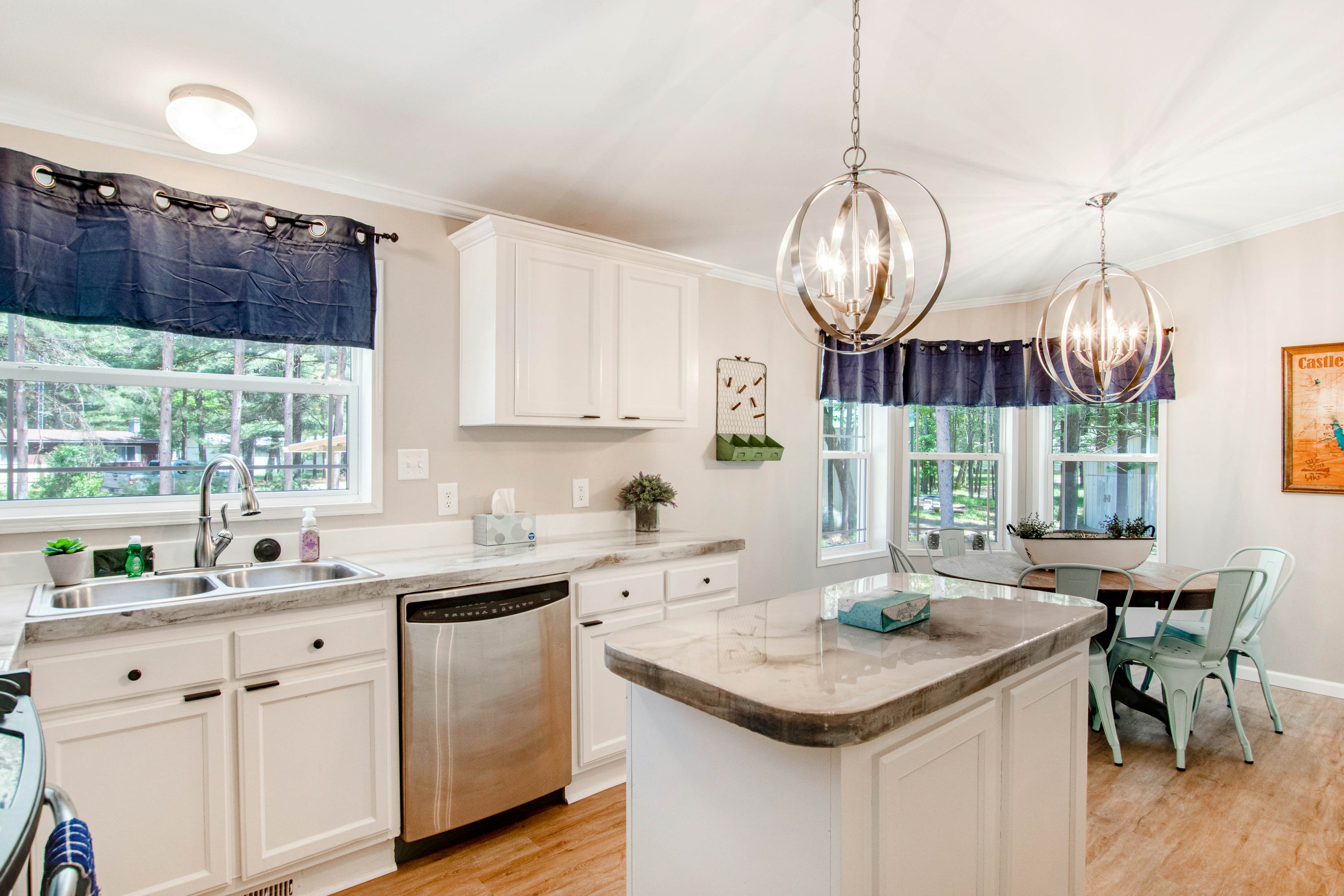 Wildwood by the Lake 3 BD Mauston, WI Vacation Rental Vacasa