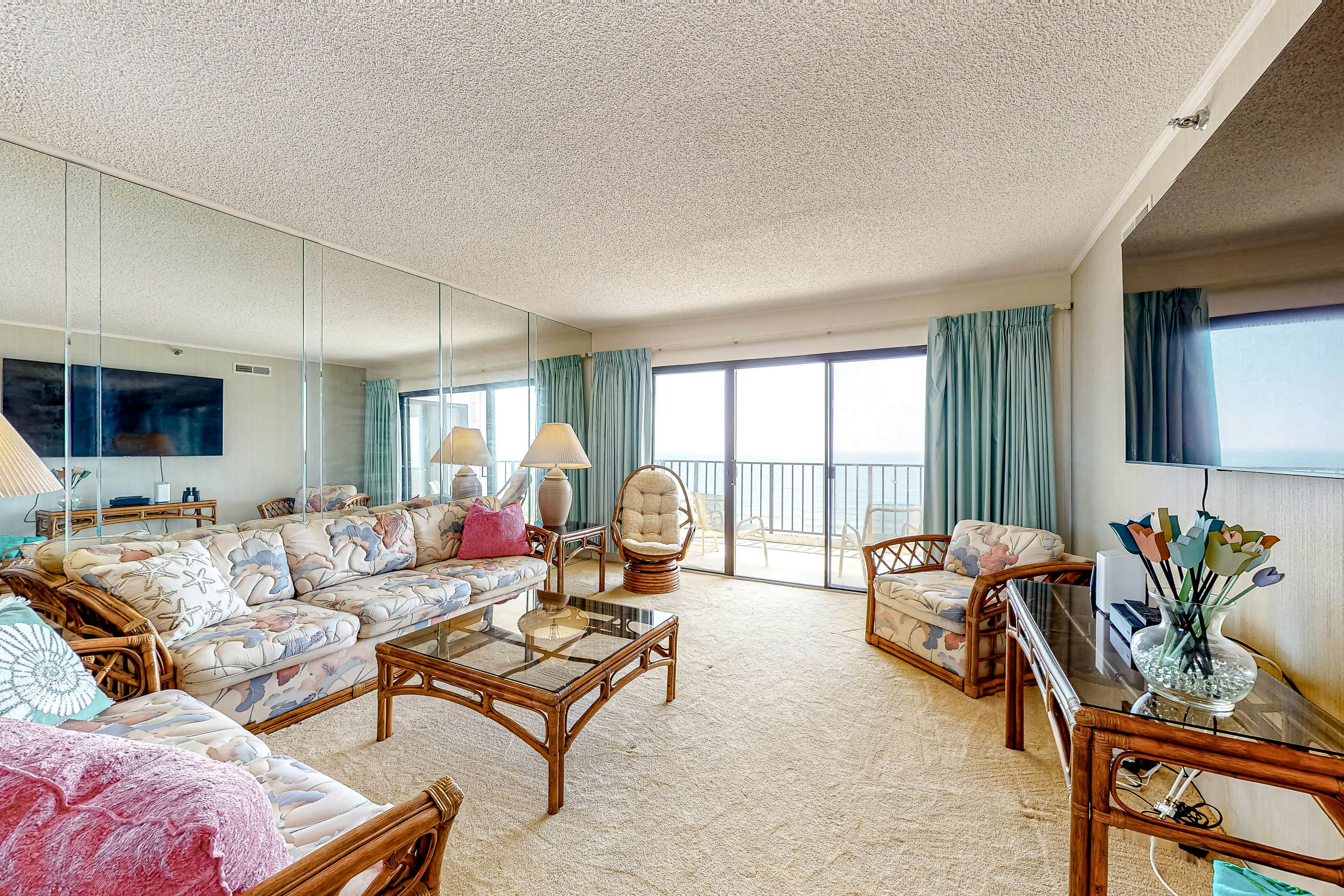 The Plaza Condo Rentals | Ocean City, MD Vacation Rentals | Vacasa