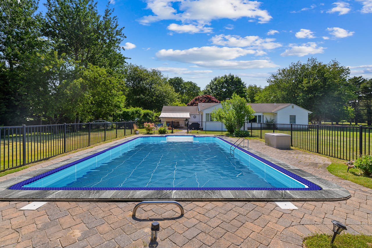 Southold Serenity 3 BD Southold, NY Vacation Rental Vacasa
