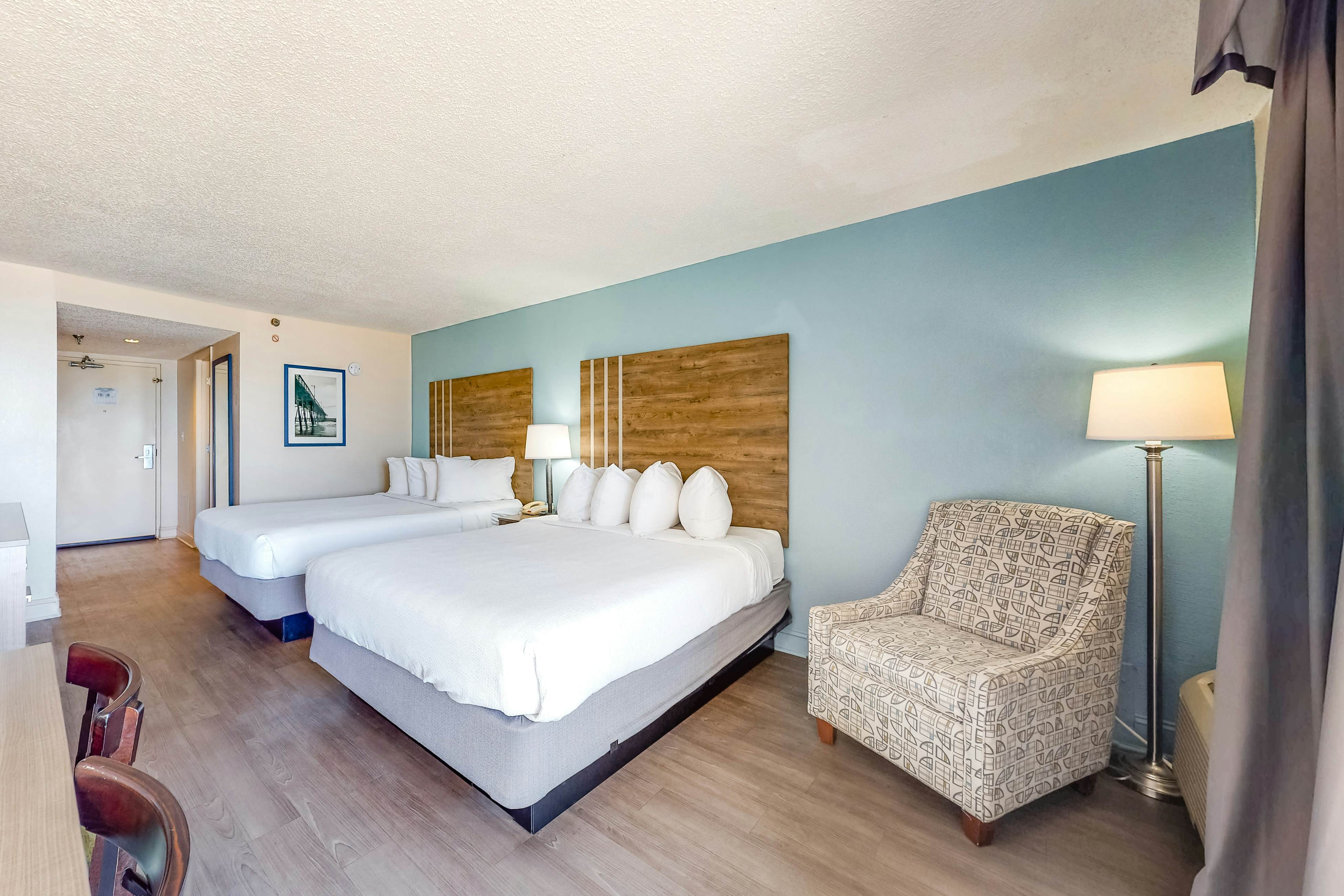 Carolinian Beach Resort 0404