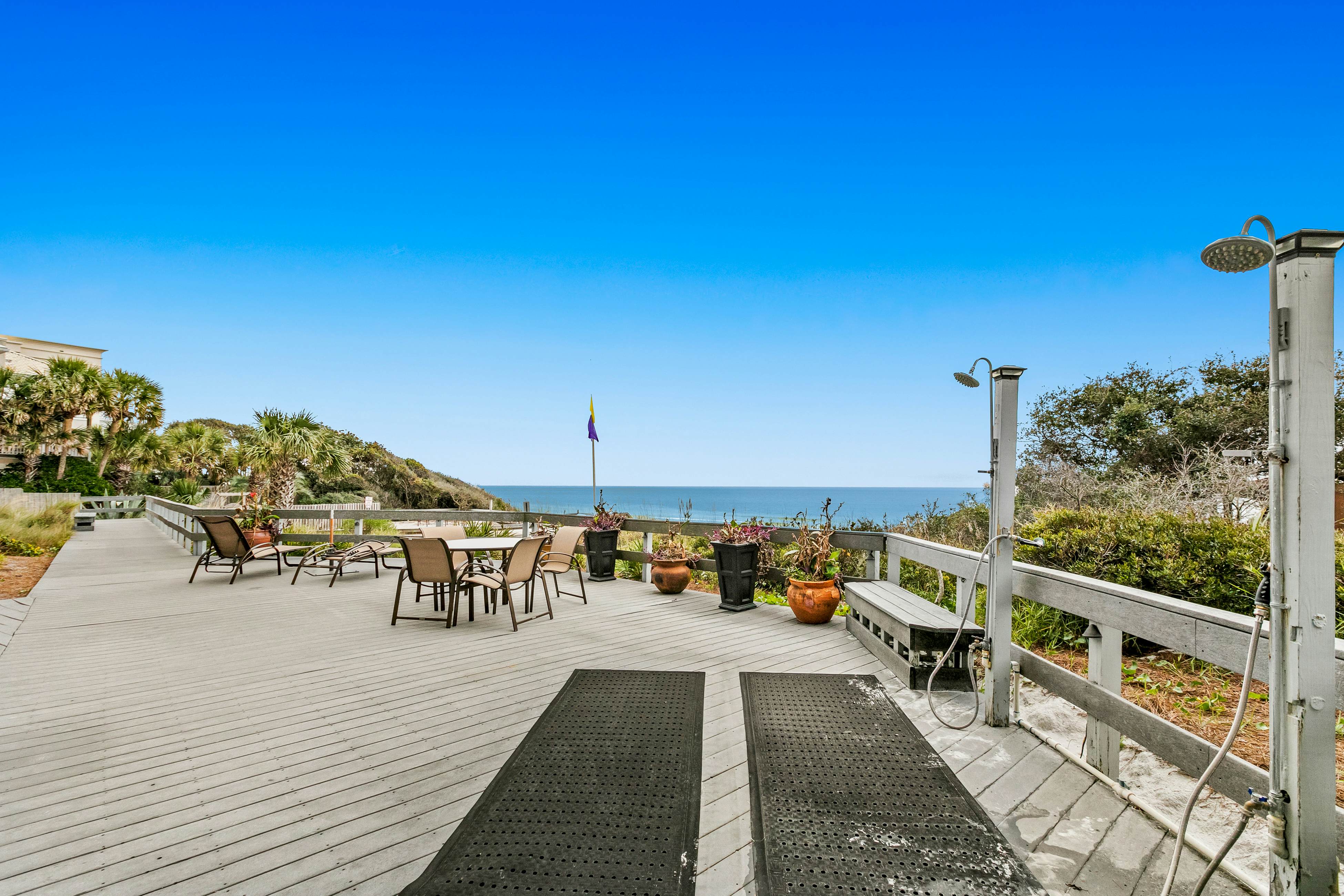 One Seagrove Place 1003