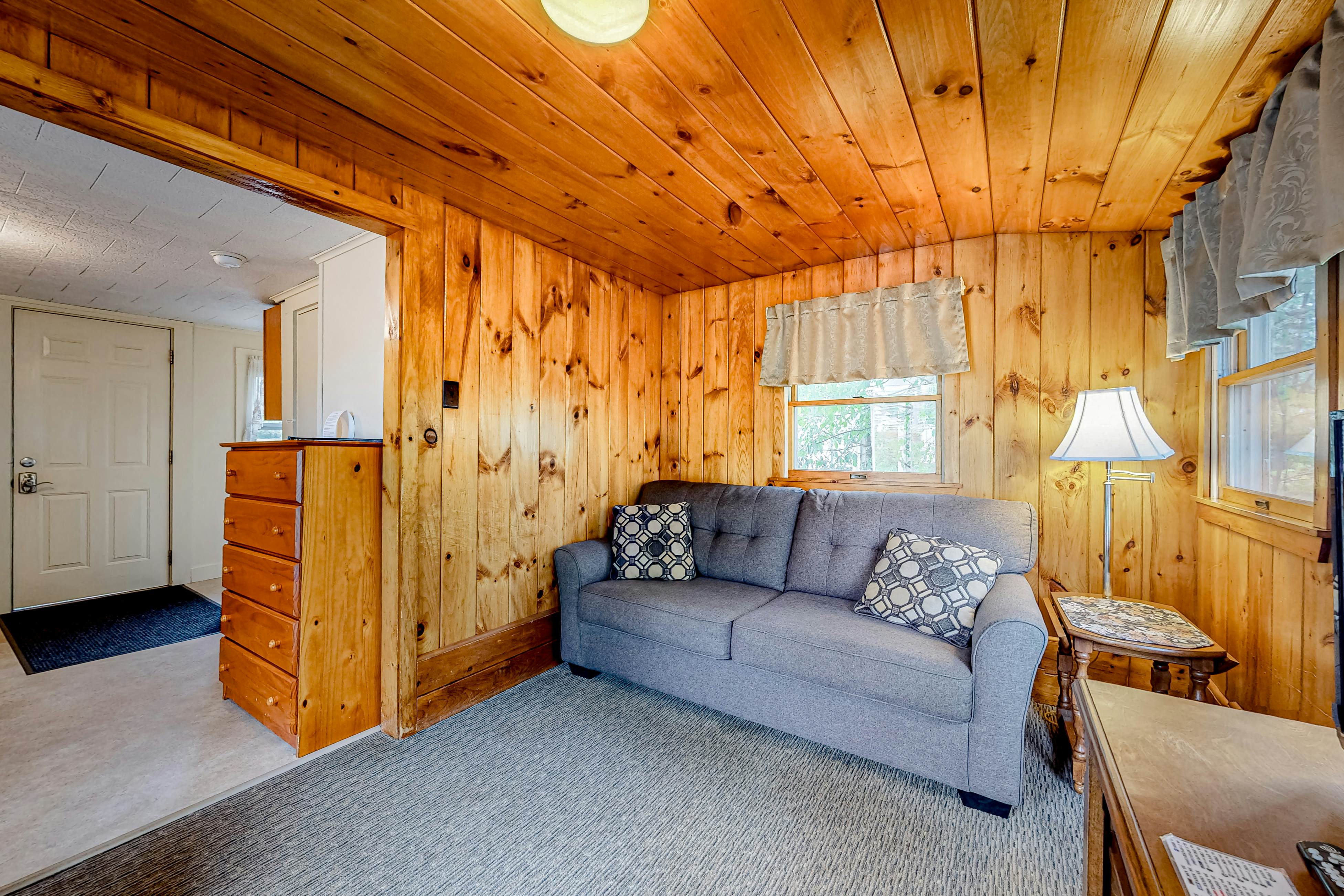 Riverbank Cabin A 1 BD Lincoln, NH Vacation Rental Vacasa