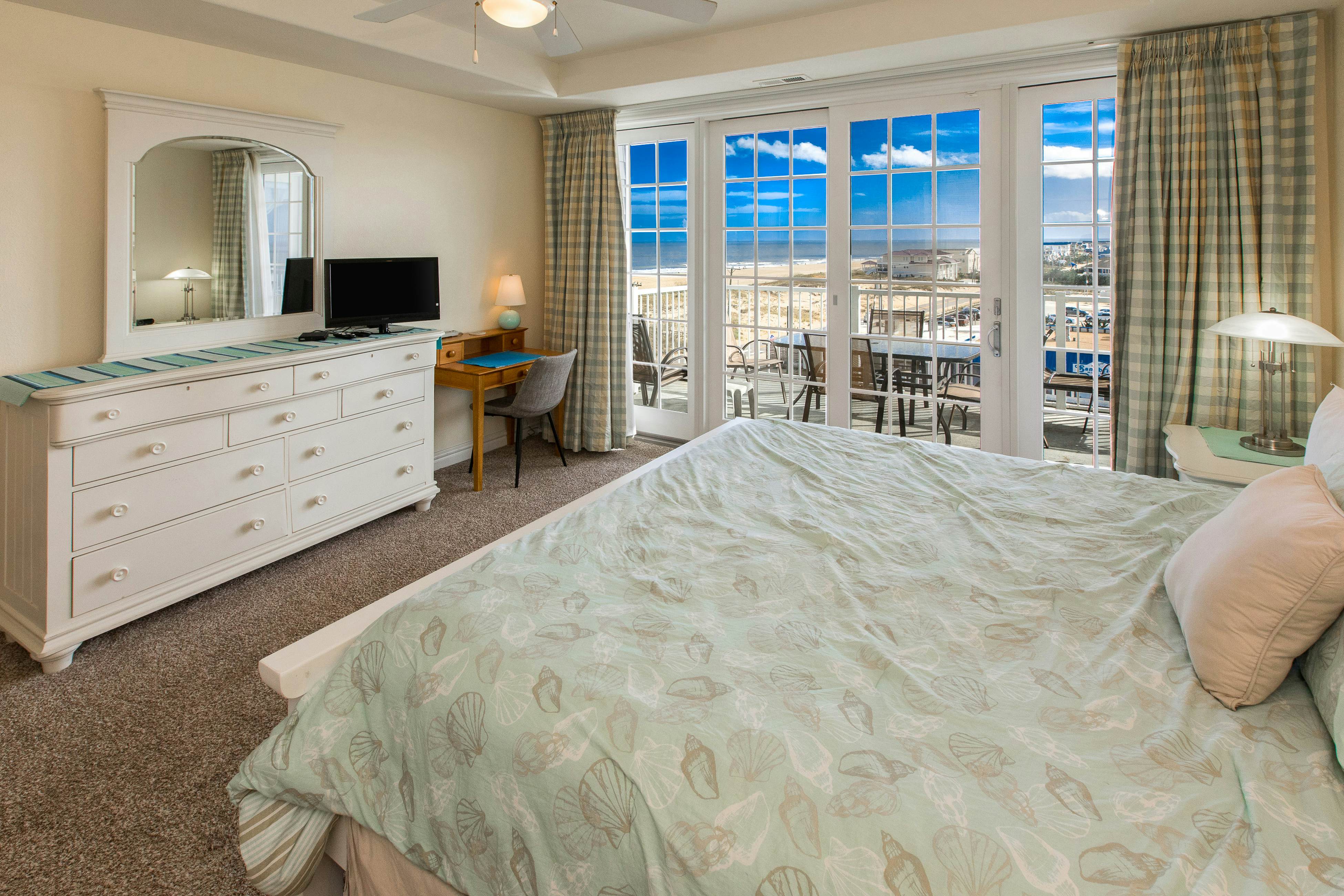 The Sandbridge Dunes - Captains' Quarters 408