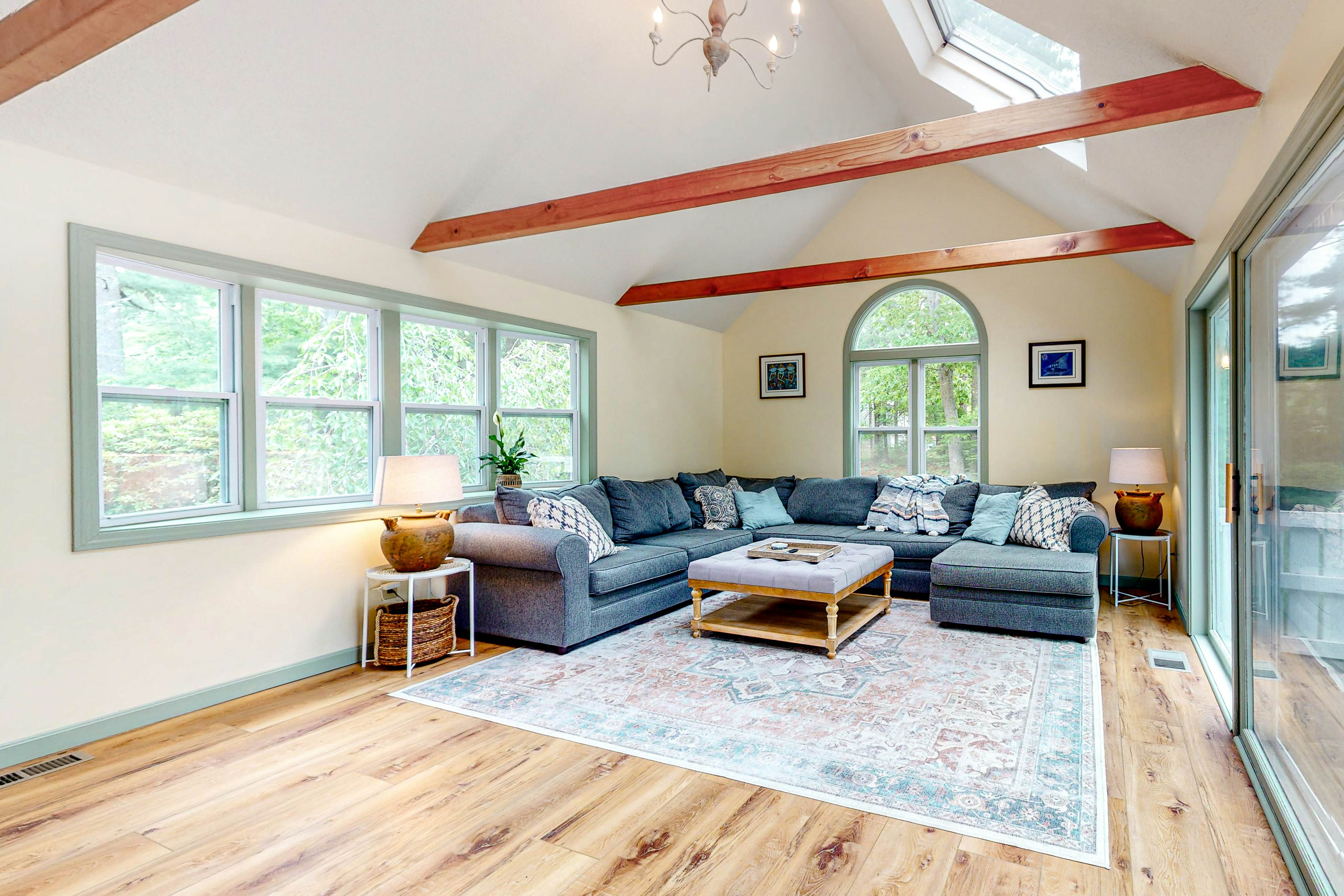 Cape Cod Vacation Rentals, Beachfront Rentals | Vacasa