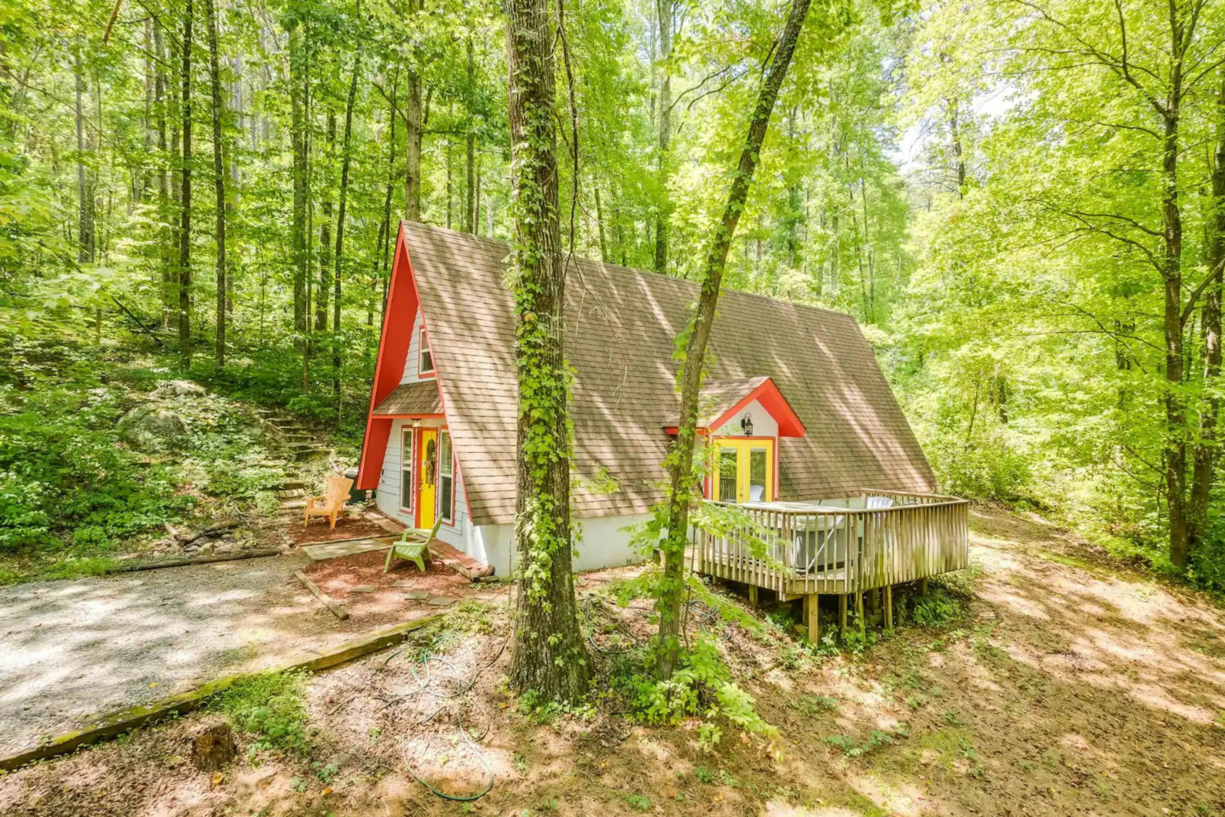Windsong Chalet 2 BD Flintstone, GA Vacation Rental Vacasa