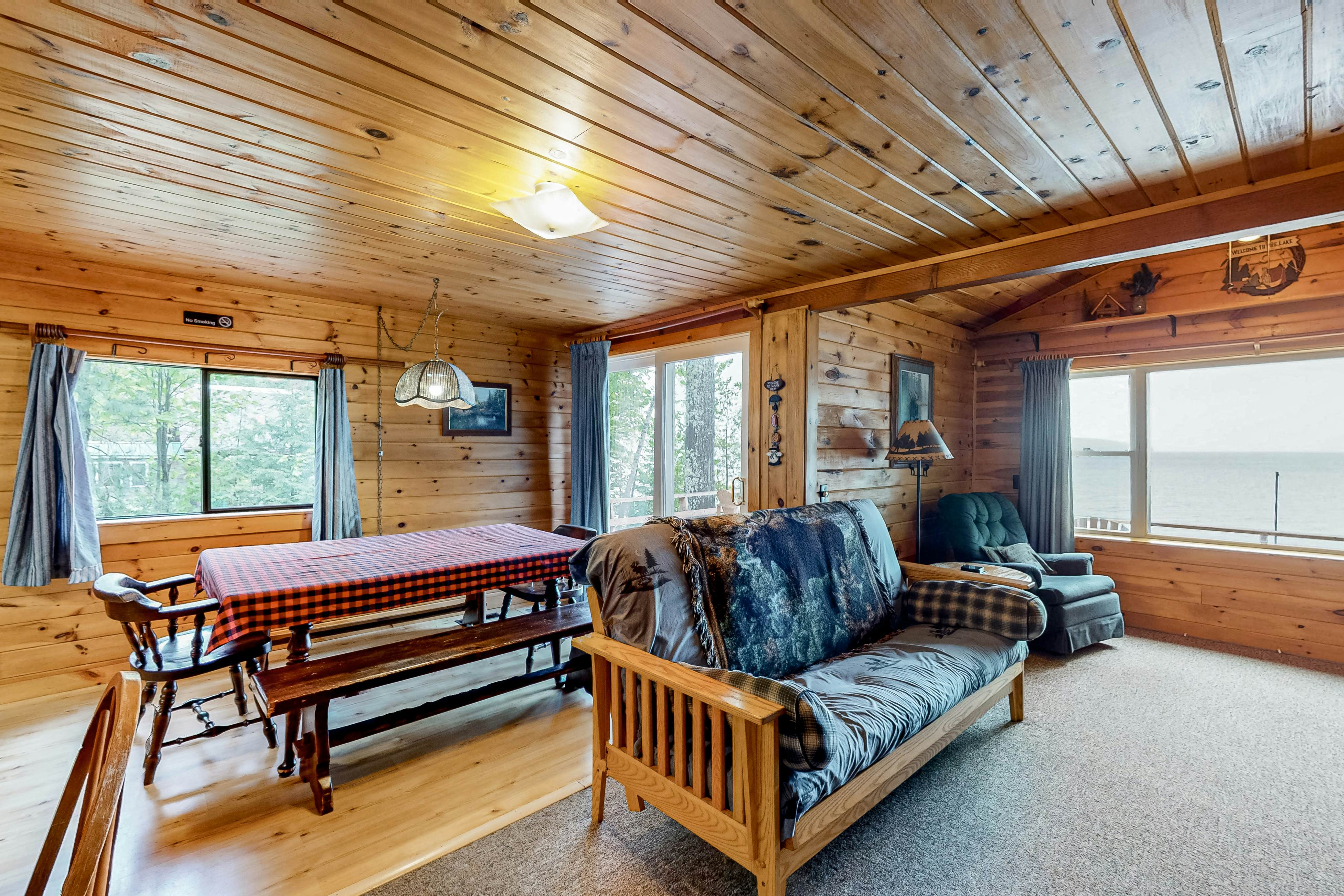 Greenville Vacation Rentals, Cabin Rentals Vacasa