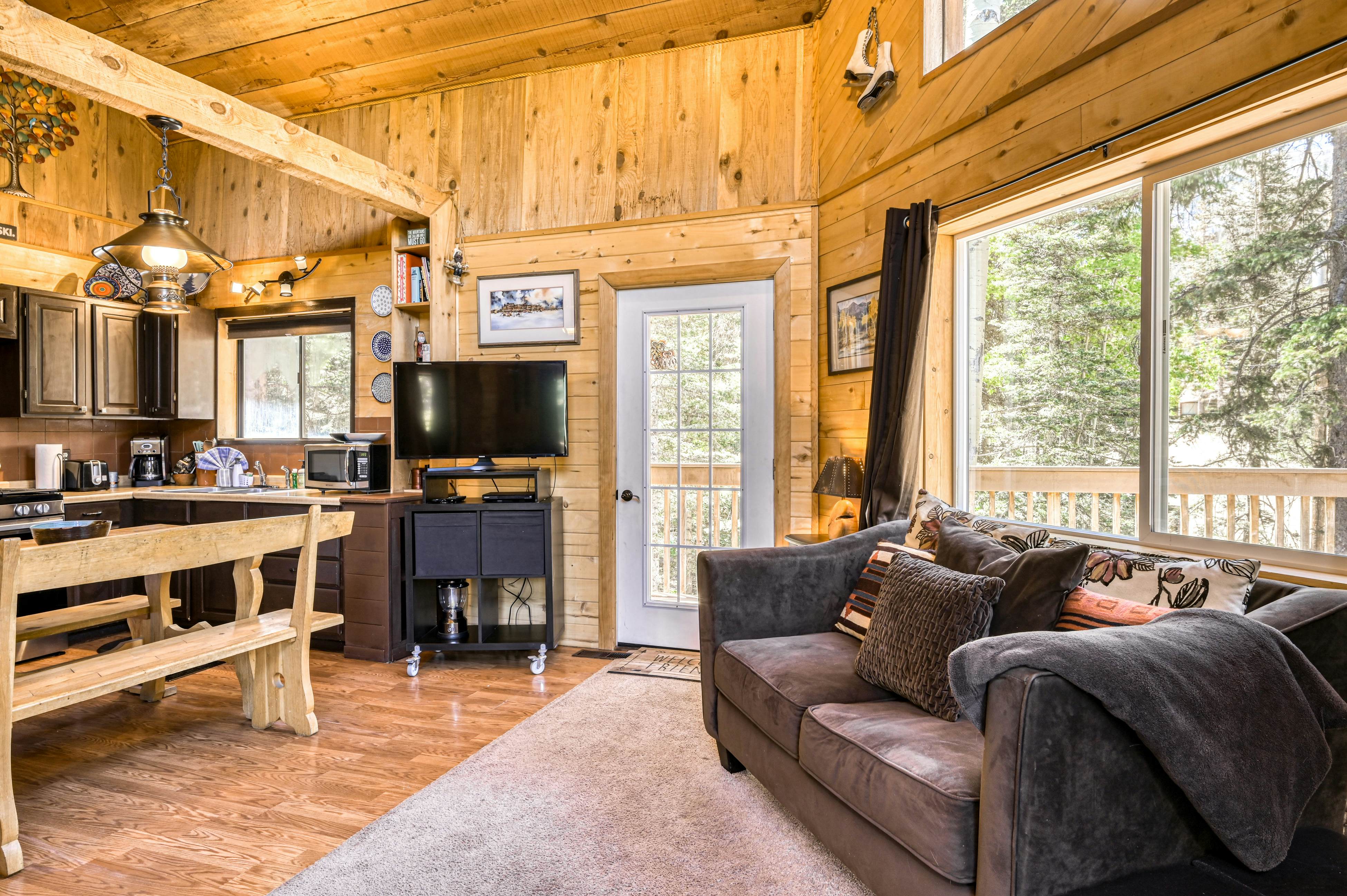 Beaver Pond Chalet
