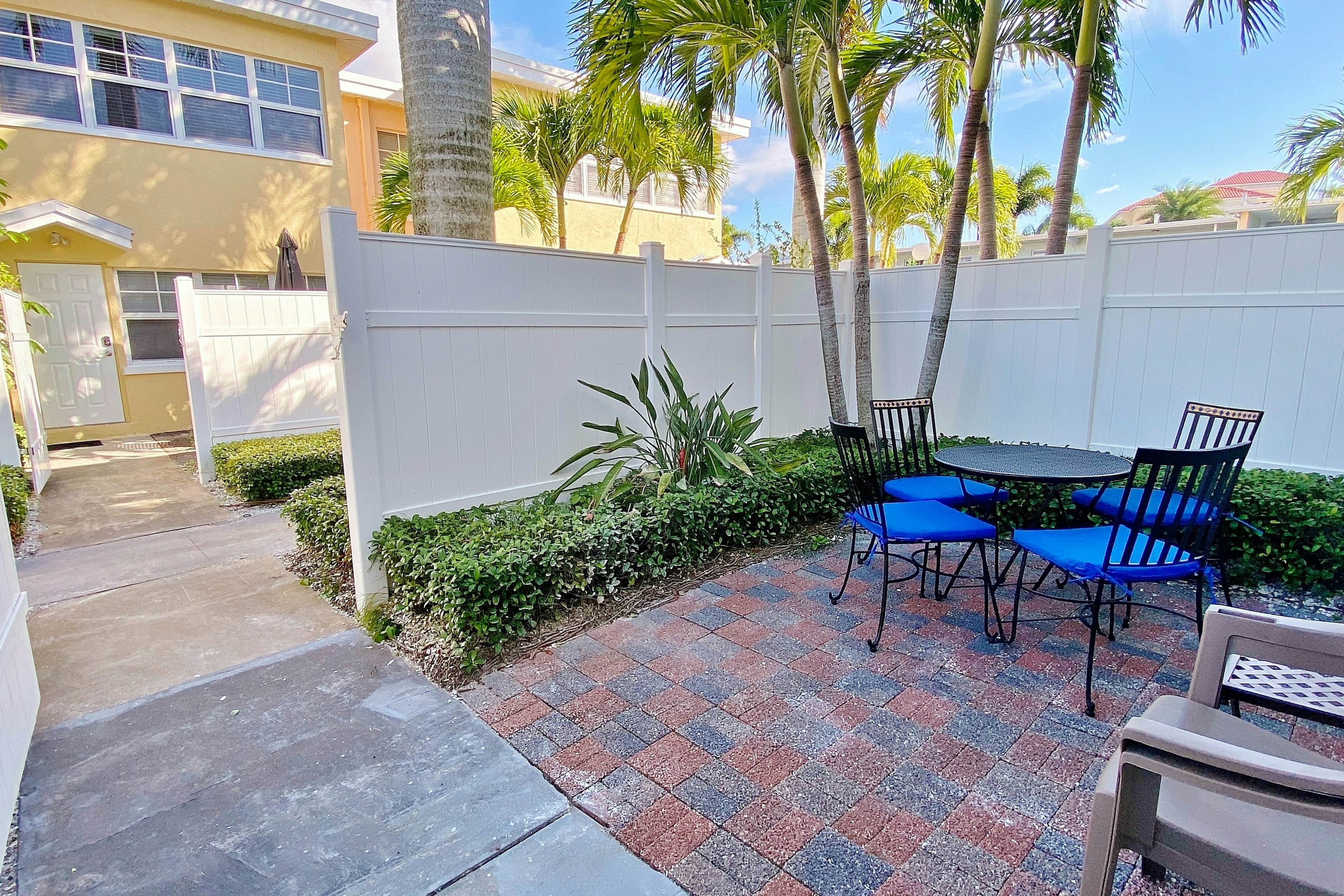 Barefoot Beach Resort E102 1 BD Indian Shores, FL Vacation Rental Vacasa