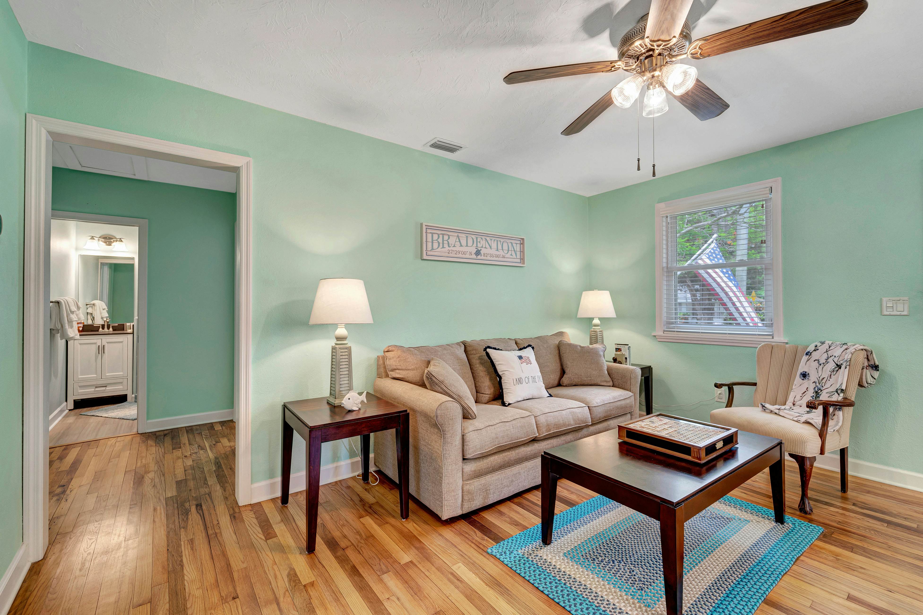 Bradenton  3 Dog-Friendly Retreat w/1Gig