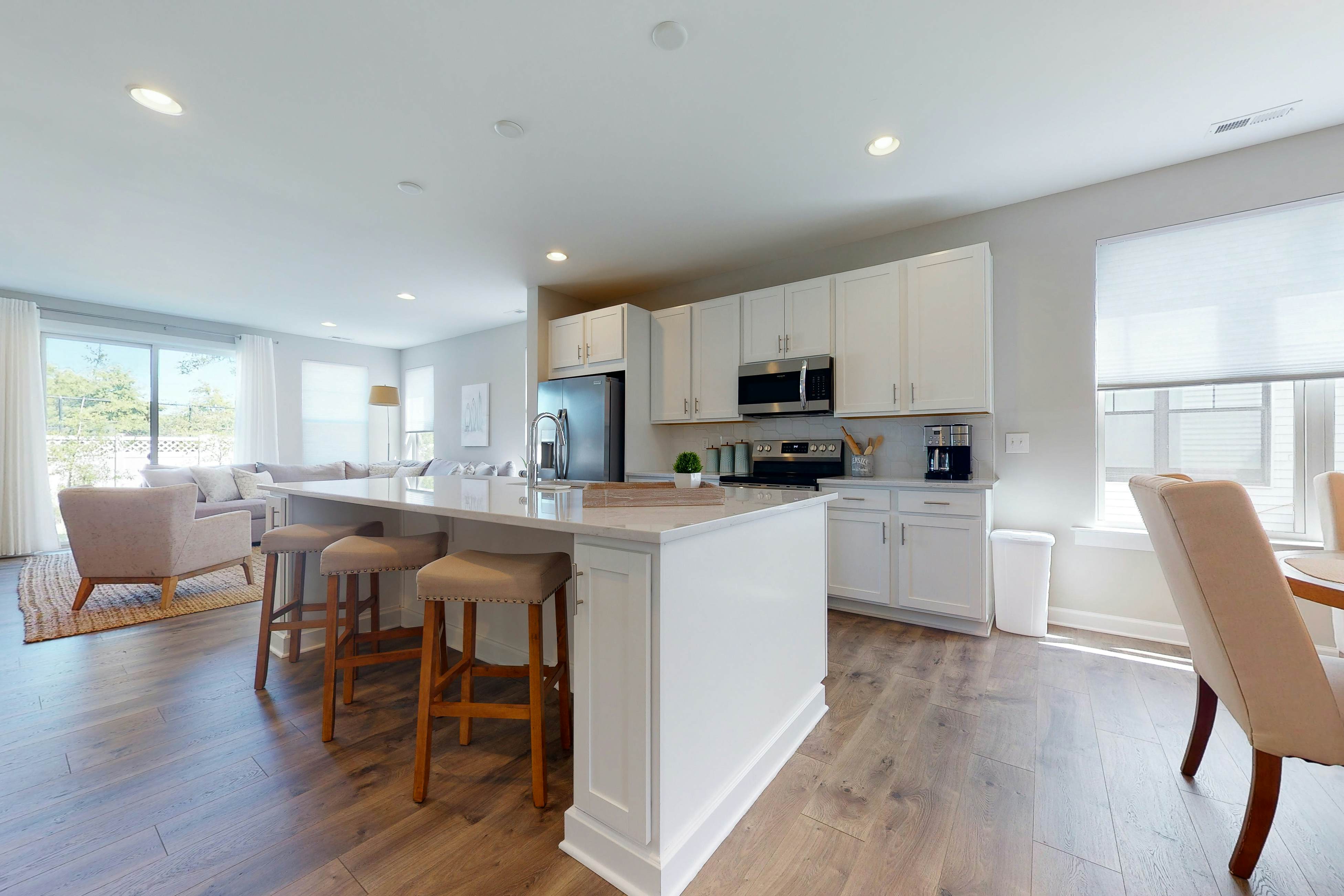 Coastal Corner - 17703 Wilkens Way