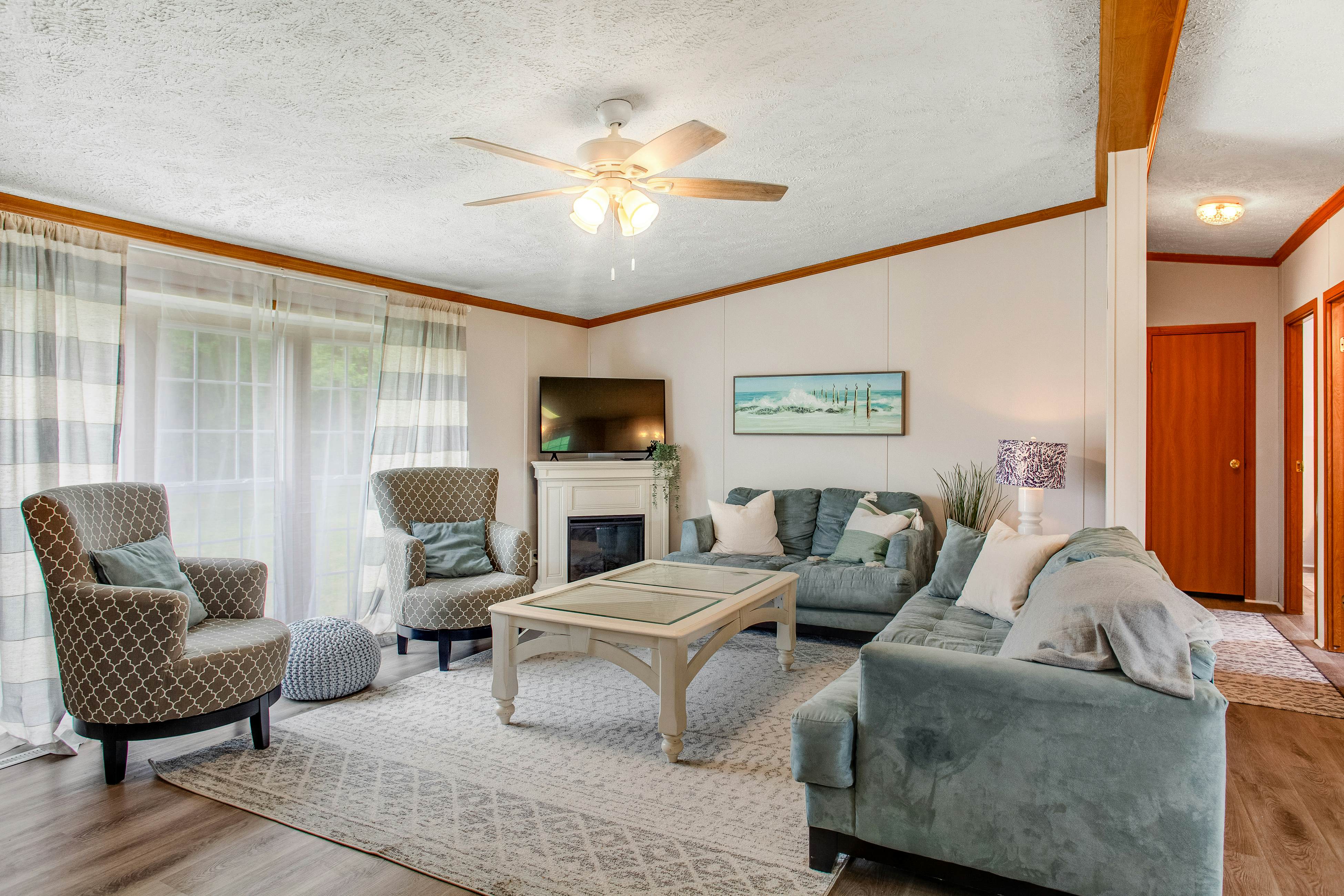 Frankford Farm House Ln 3 BD Frankford, DE Vacation Rental Vacasa