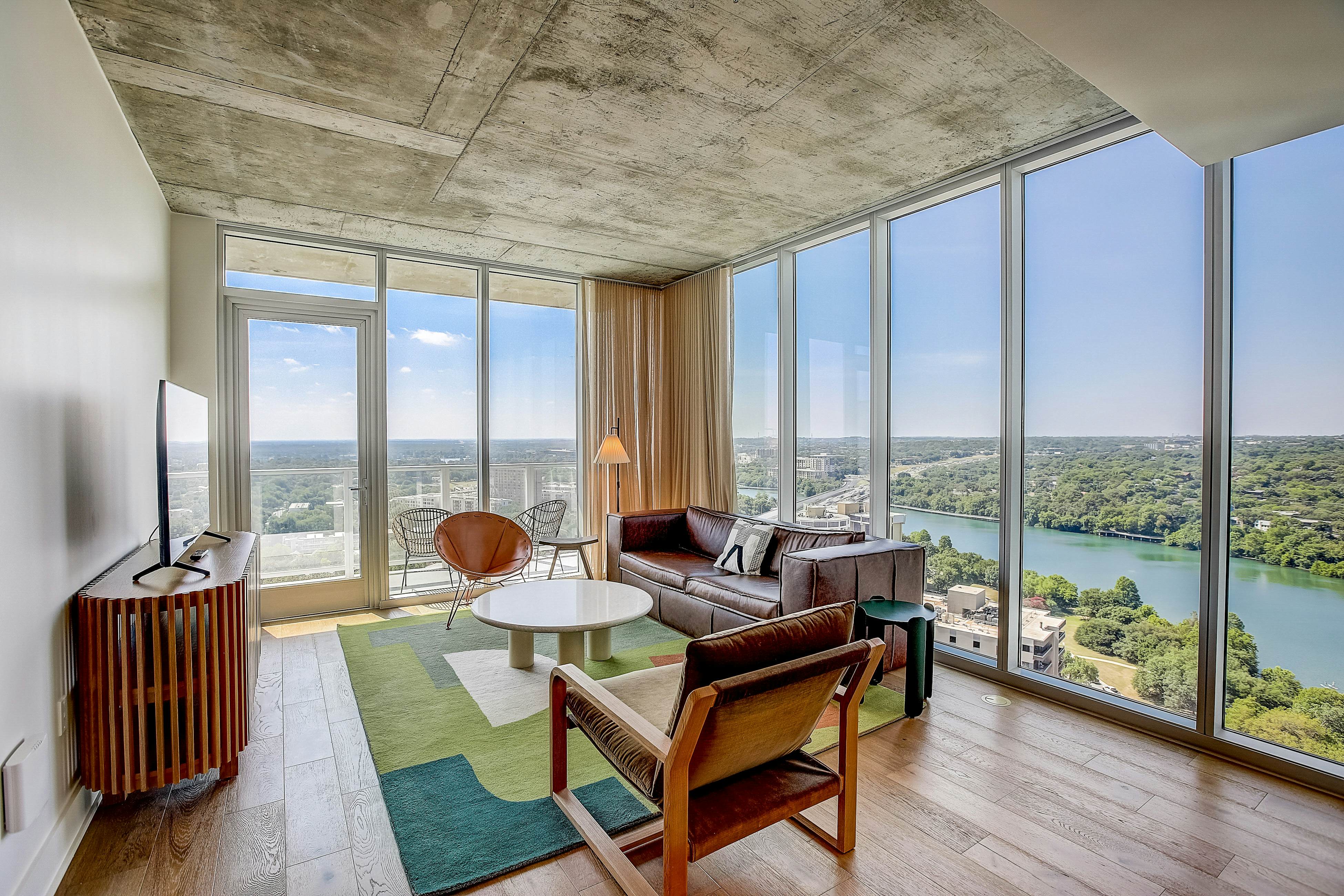 Natiivo Austin Solstice