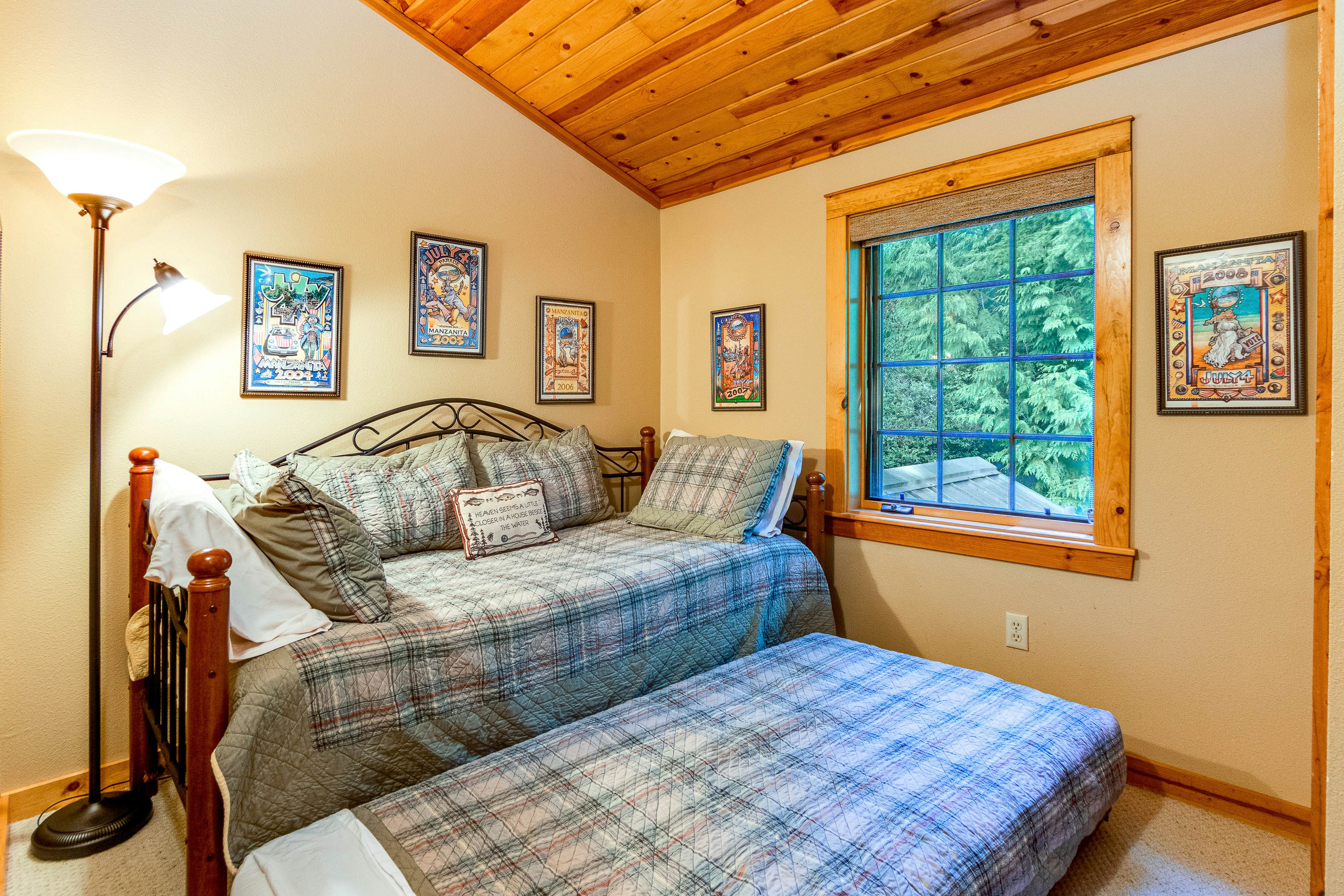 Cozy Cabin - MCA 1356