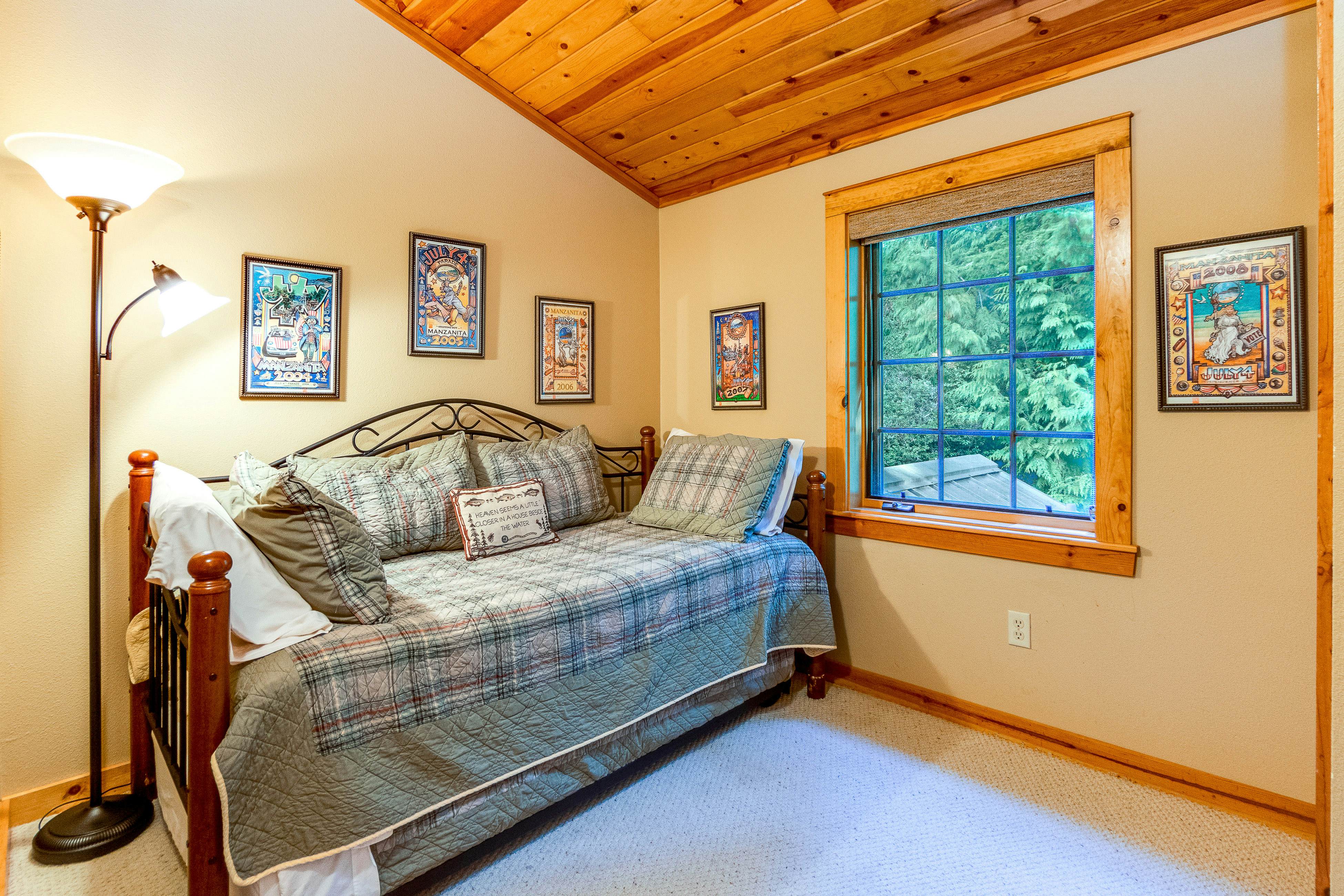 Cozy Cabin - MCA 1356